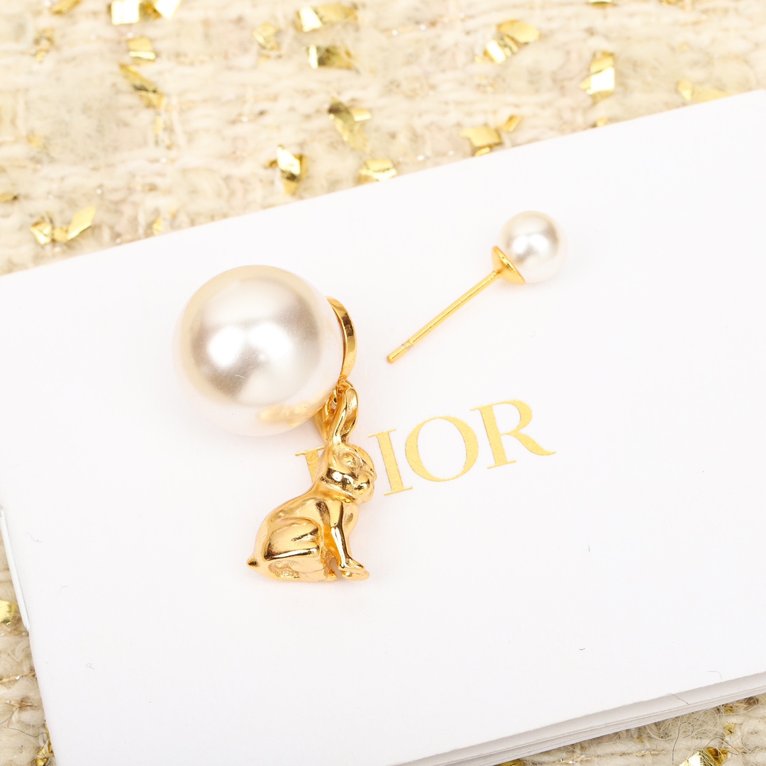 Dior limited edition rabbit earrings