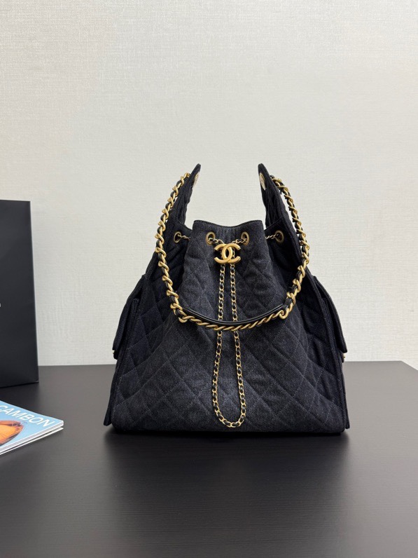 Chanel 25A Bucket Drawstring Bag Denim 99463
