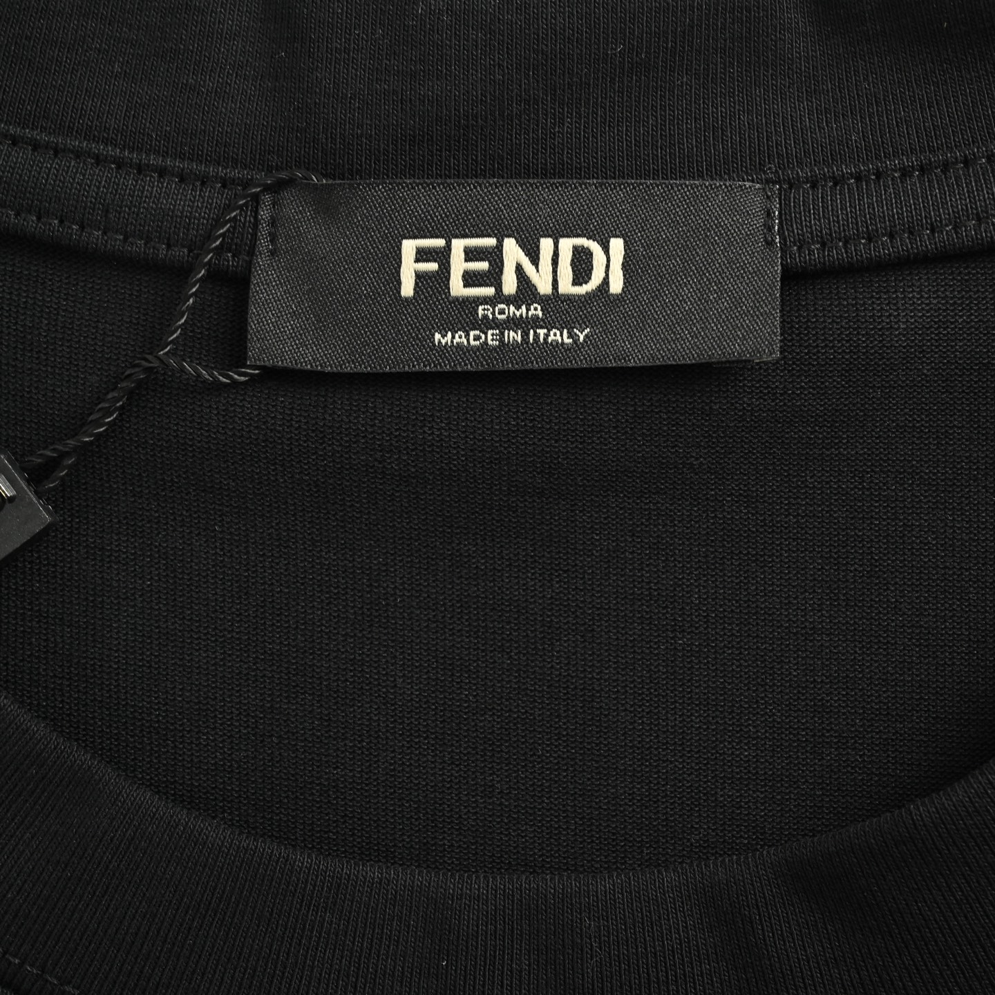 Fendi 25ss short-sleeved shirt with hem label embroidery
