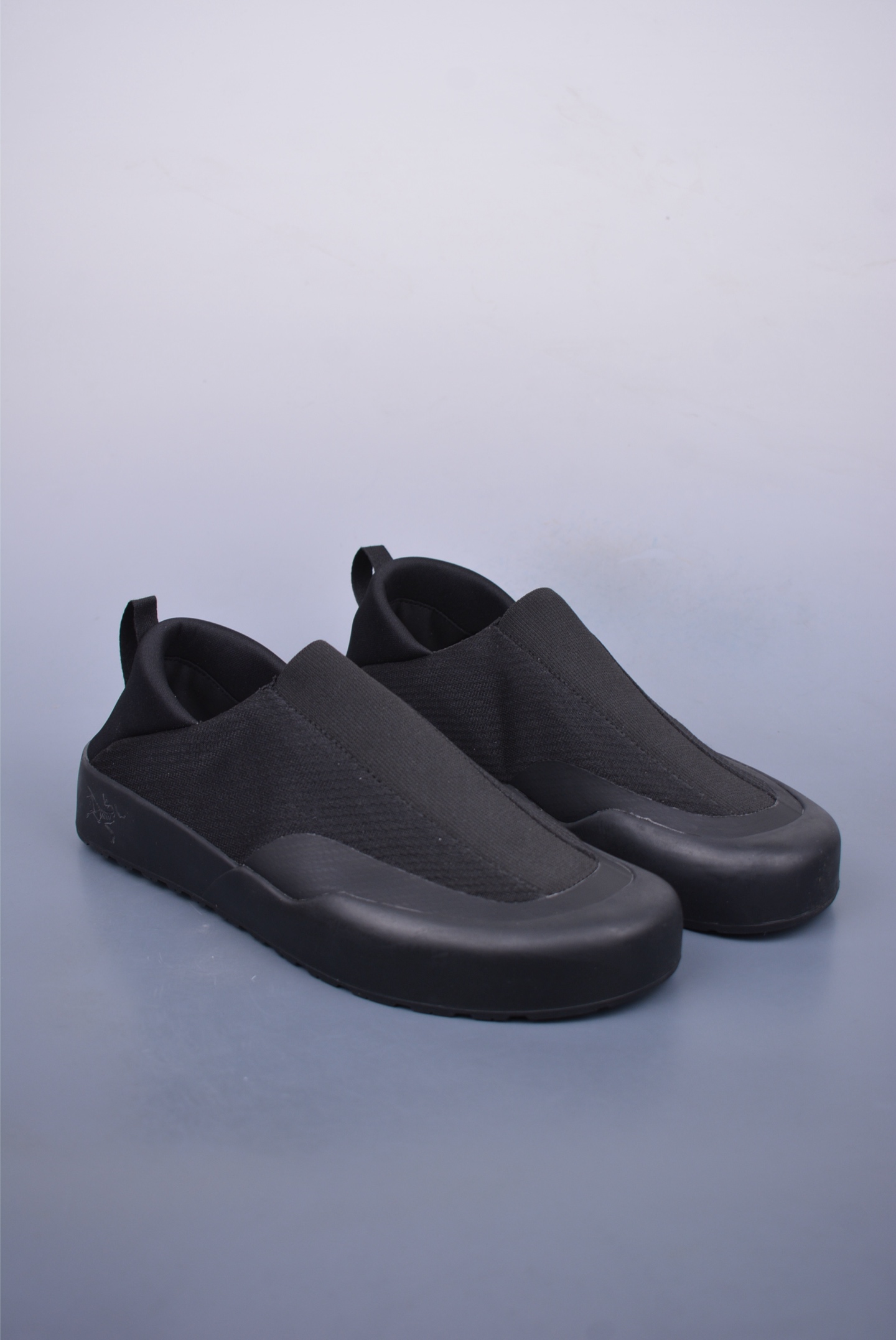 Arc'teryx Kragg Slip On Sneakers All Black X000009017