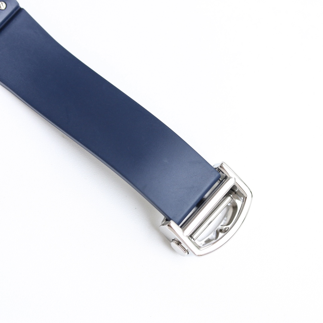 Cartier SANTOS series watch