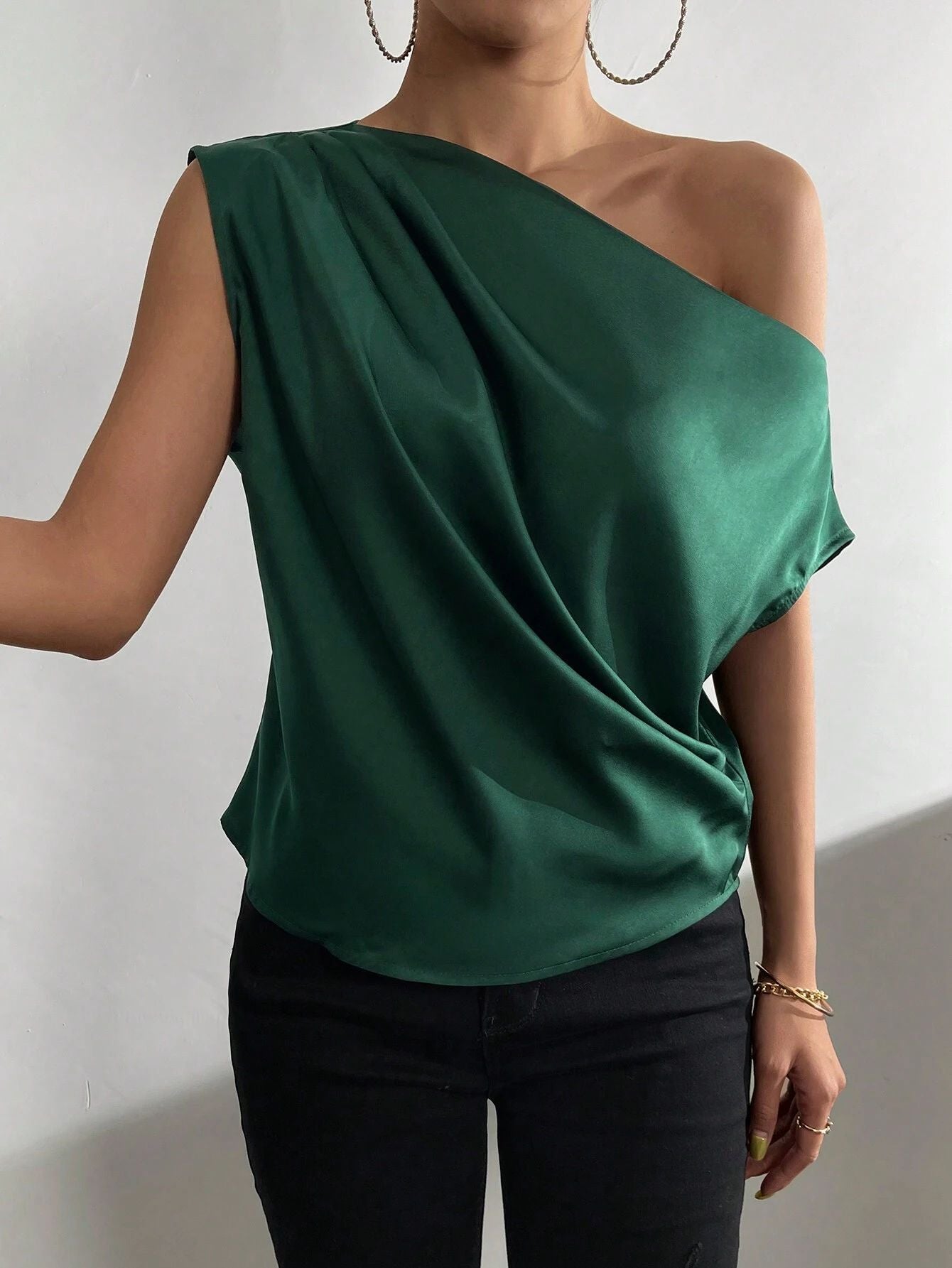 Asymmetric Vest with Diagonal Collar and Pinch Pleated Design for Women