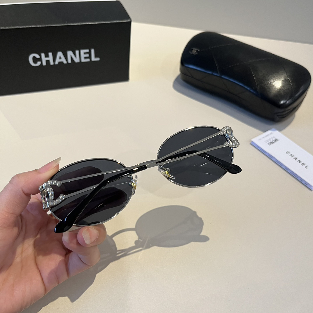 Chanel round frame sunglasses