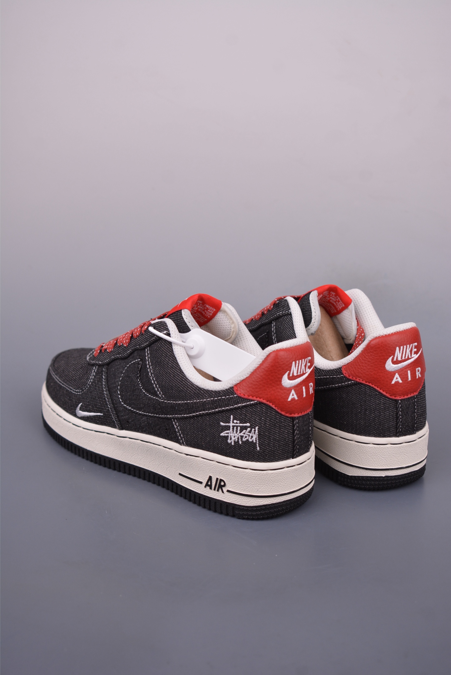 Stussy x Nike Air Force 1 Low 