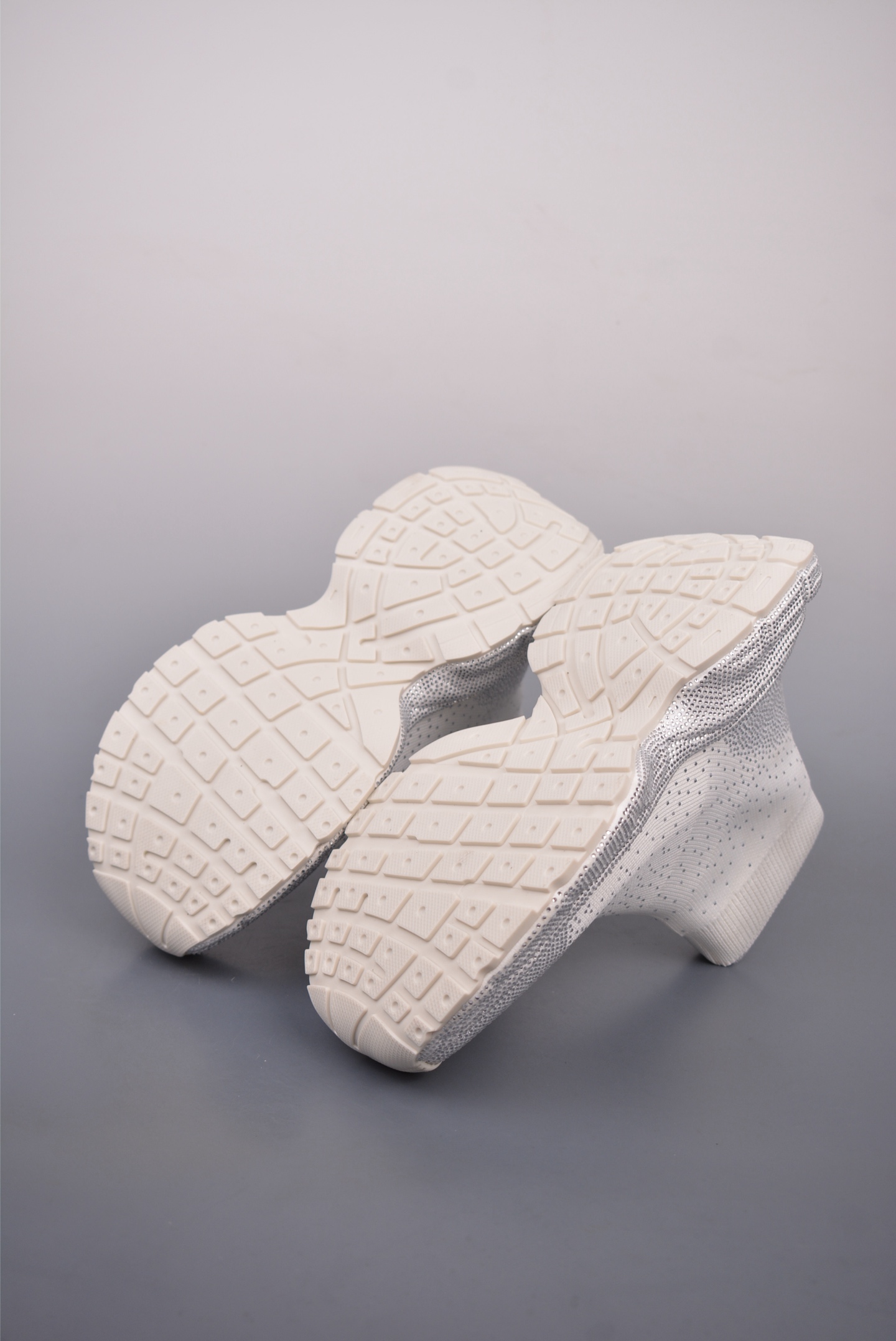 BALENCIAGA 3XL Knit Mid Sneakers 3+ 