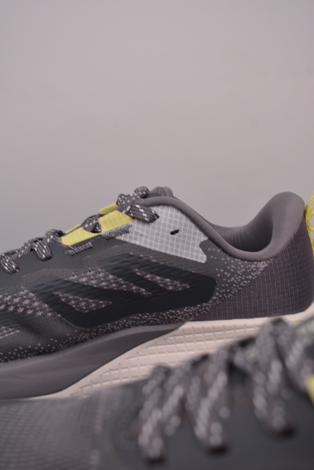 The North Face Altamesa 500 sneakers dark gray and yellow NF0A83N35II