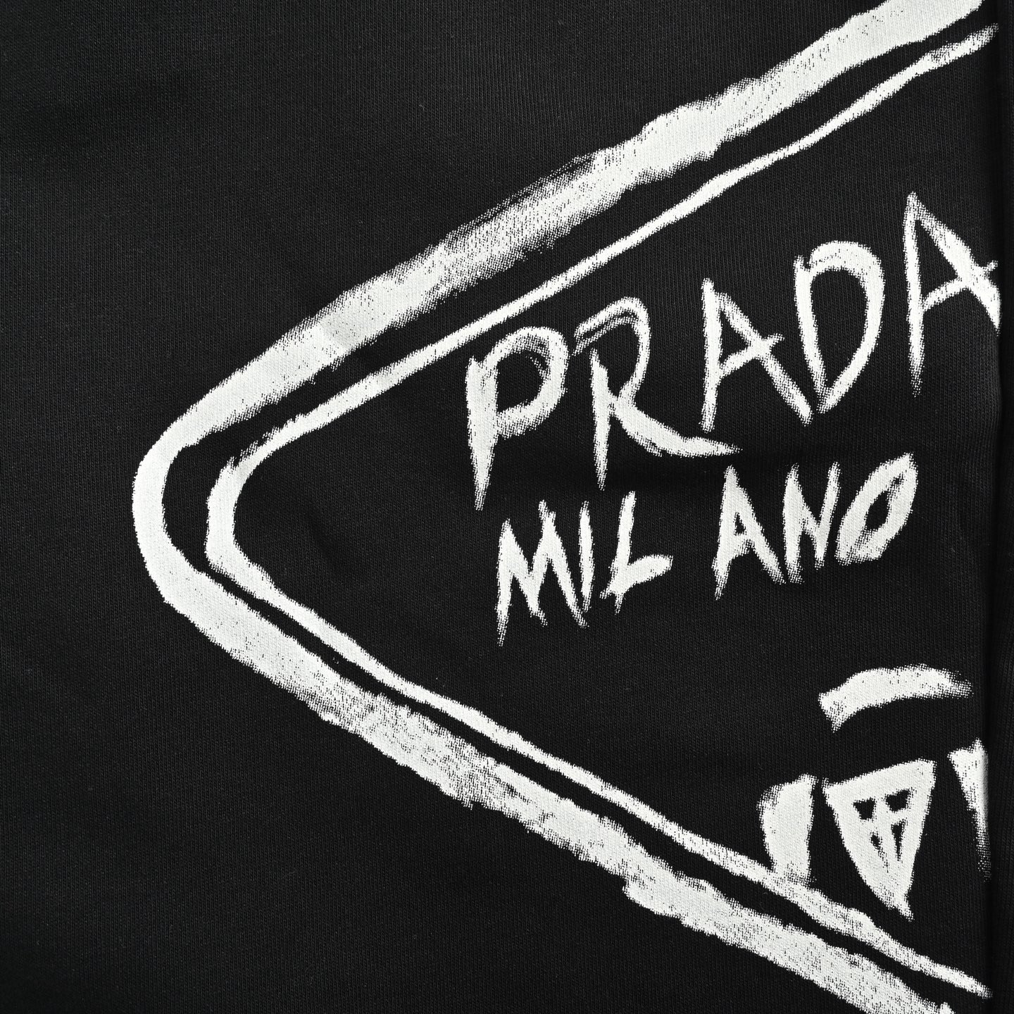 Prada 25ss lettering logo shorts