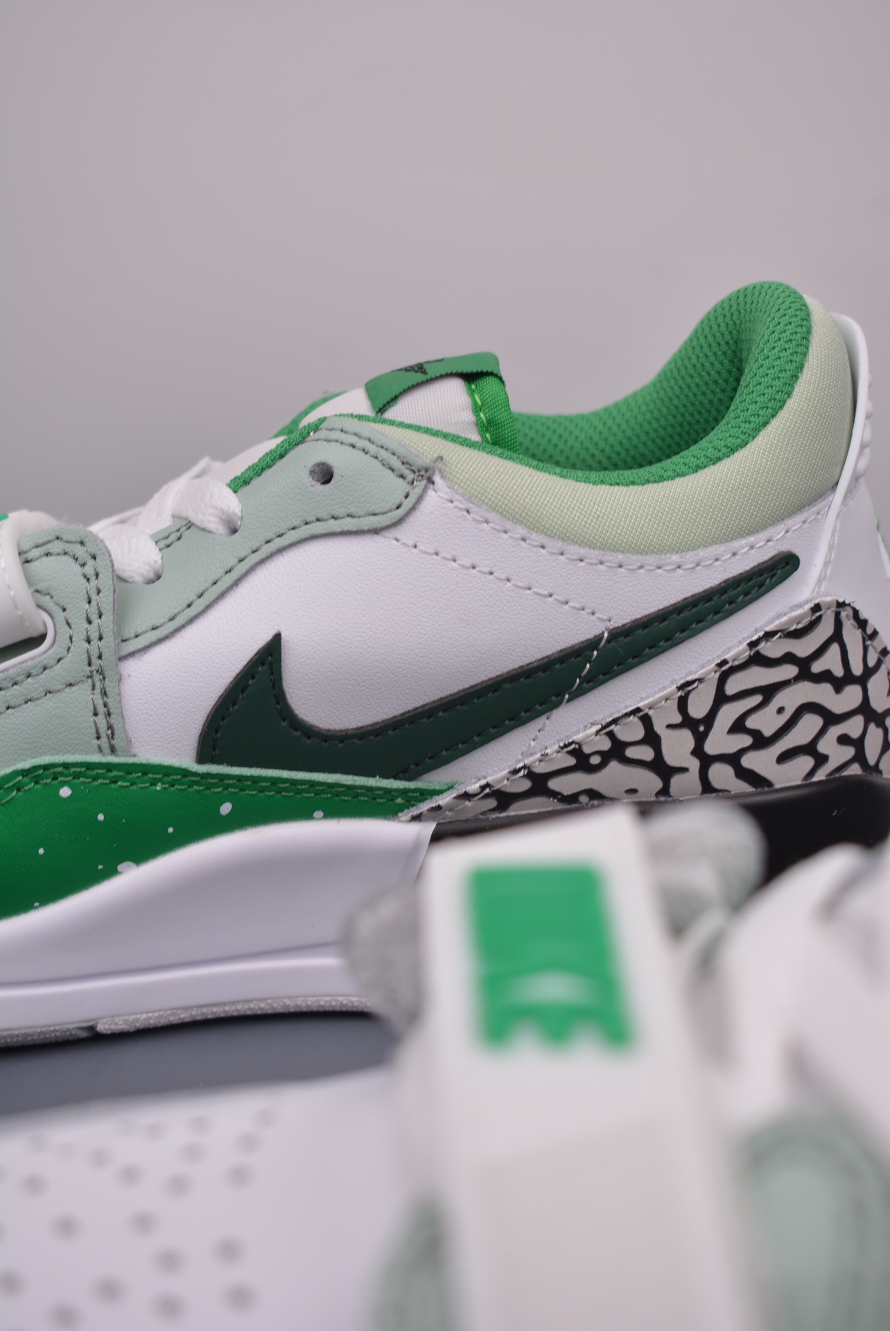 Nike Air Jordan Legacy 312 Low GS Matcha Chiffon FN3407-101