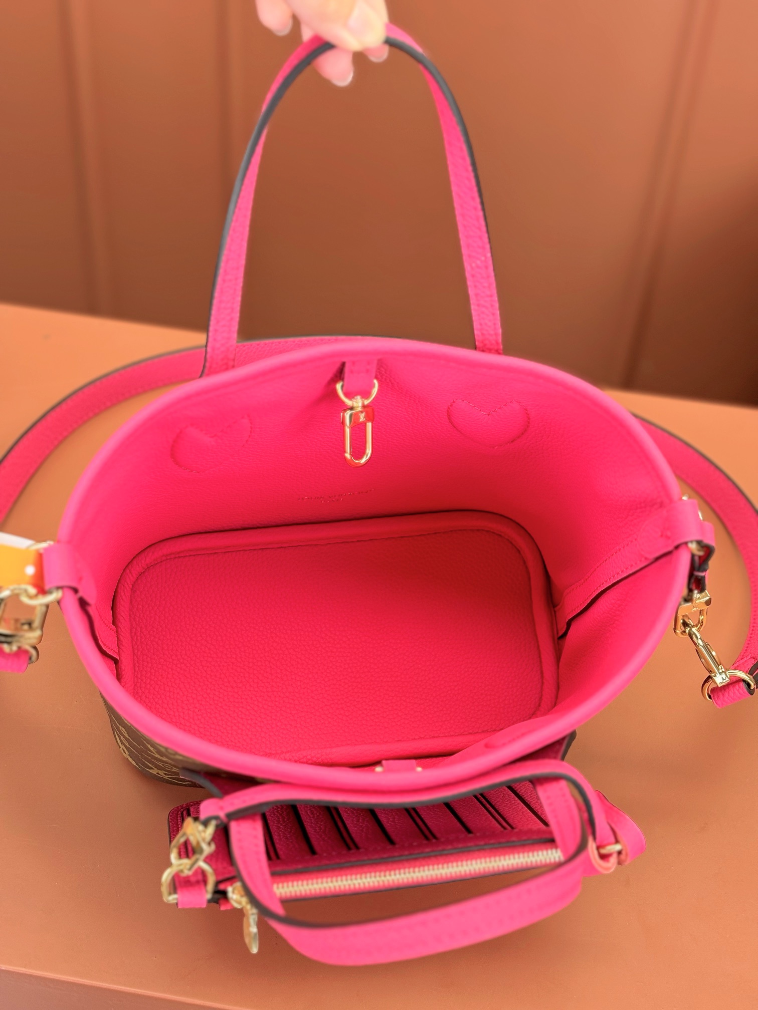 Louis Vuitton NEVERFULL INSIDE OUT BB Bag M12106