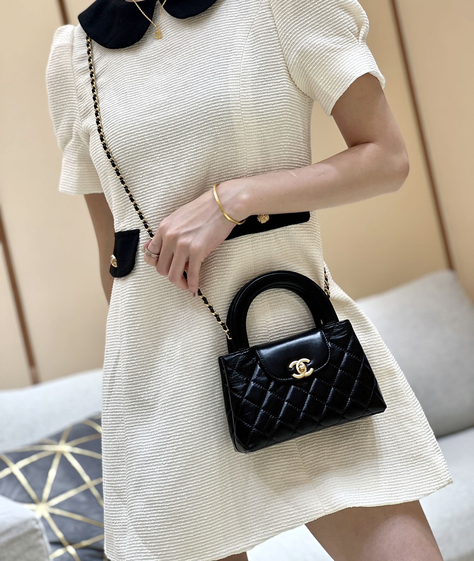 Chanel 24P Kelly Handbag AS4416