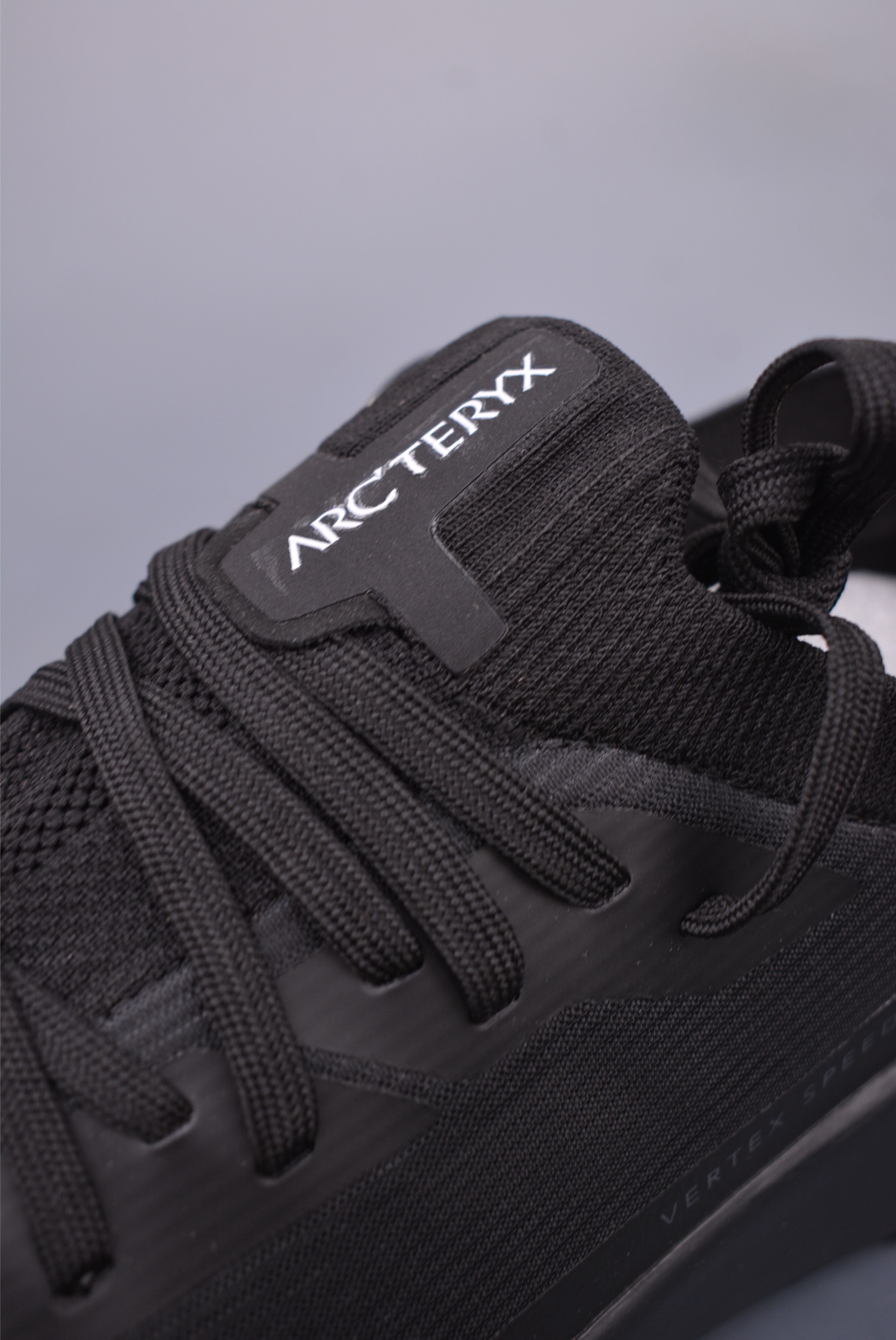 Arc'teryx KONSEAL LT W outdoor hiking shoes all black 0772183633