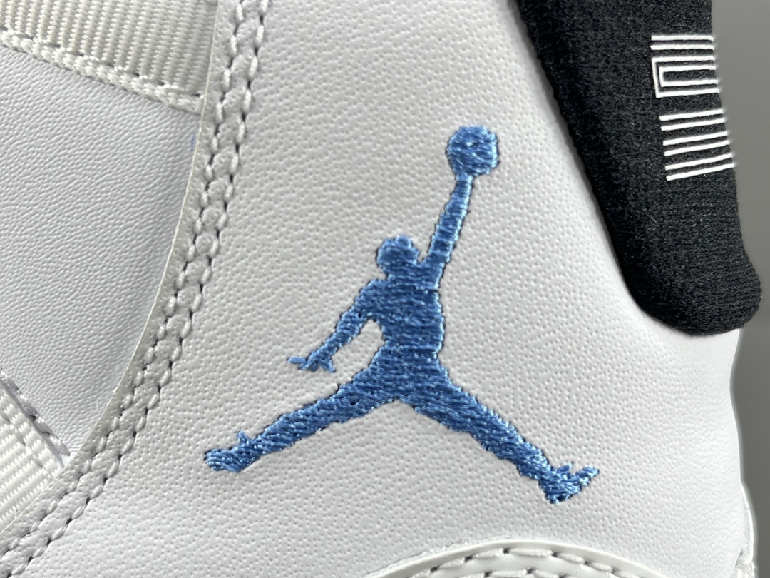 Nike Air Jordan 11 Retro HighLegend Blue 378037-117