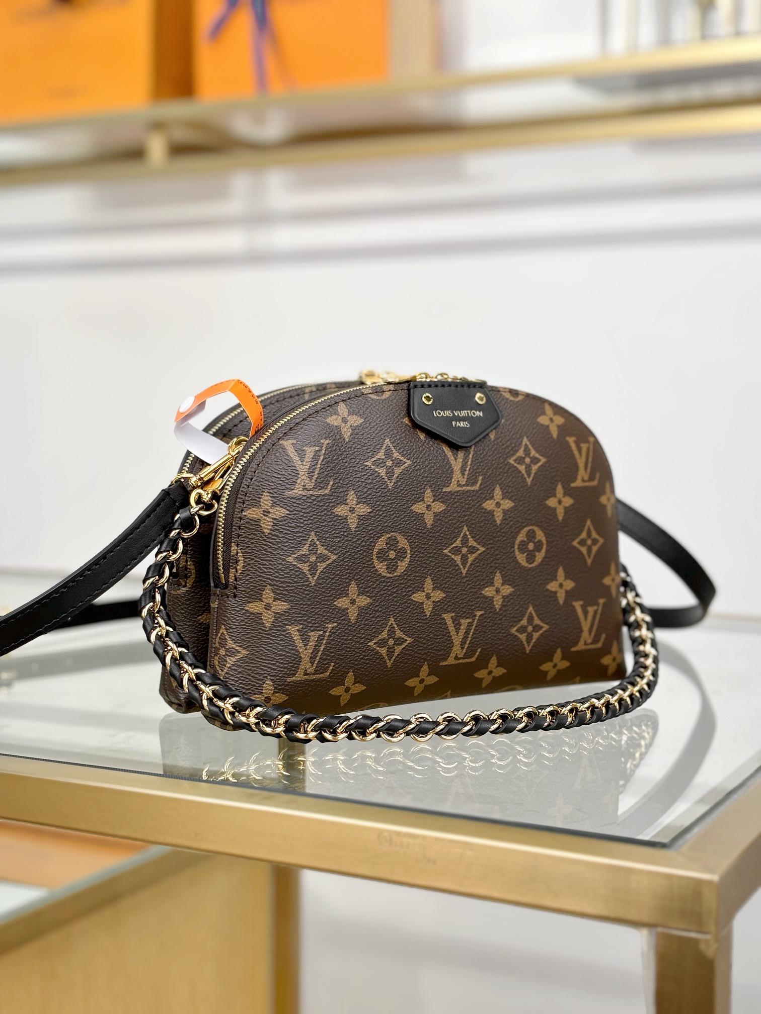 Louis Vuitton BE ALMA Handbag M12996