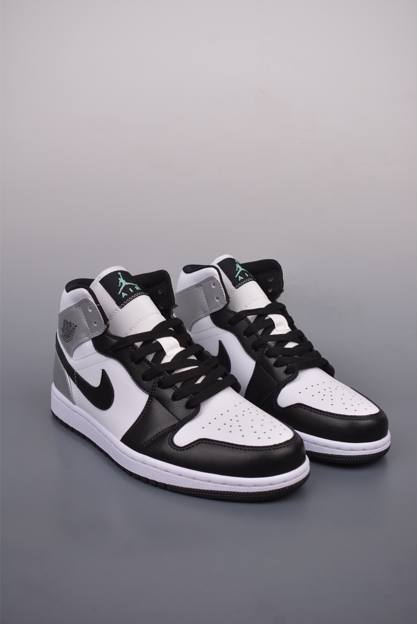 Air Jordan 1 Mid Black Silver DQ8423-103