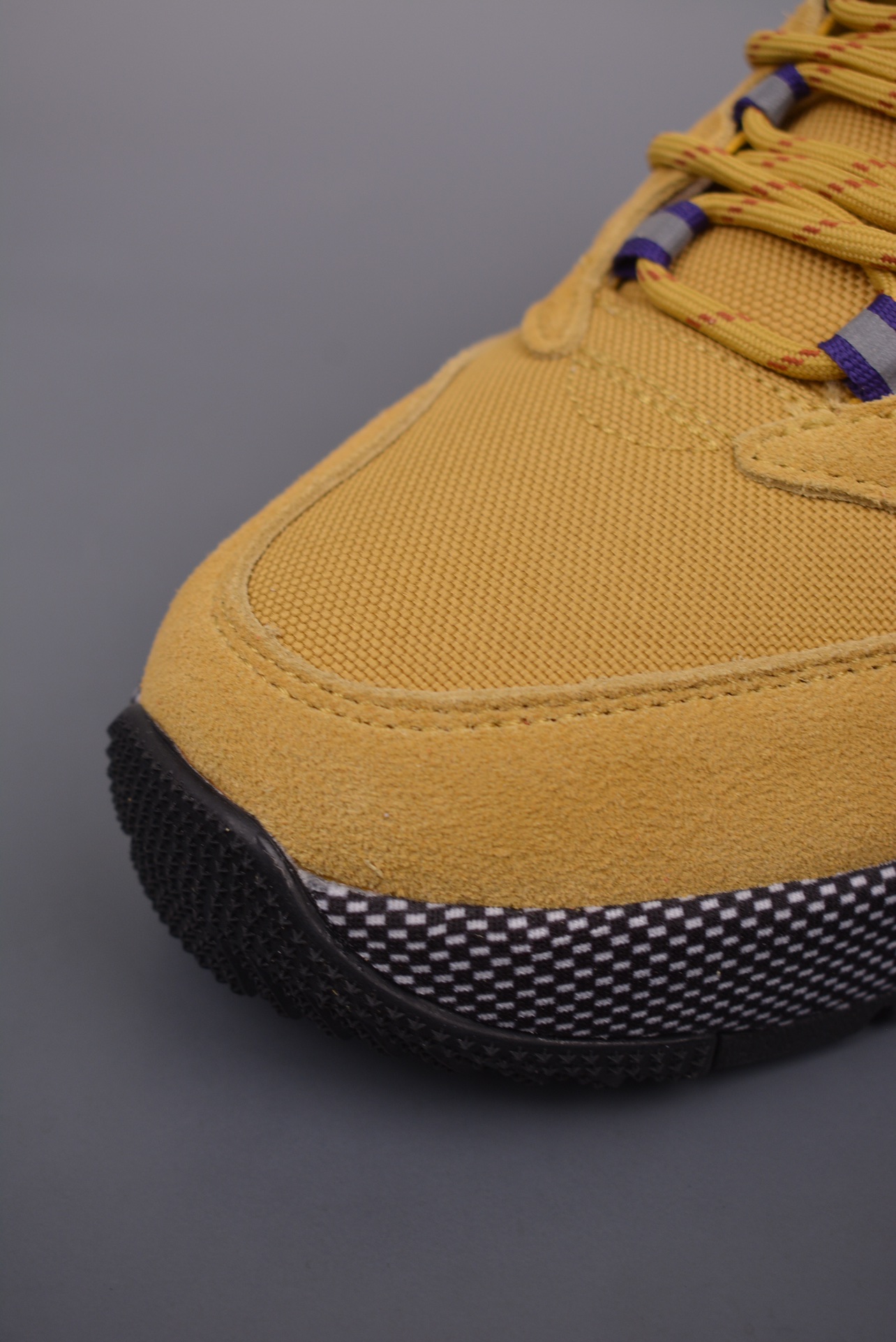 Nike WMNS Air Force 1 Wild LowWheat Gold FB2348-700