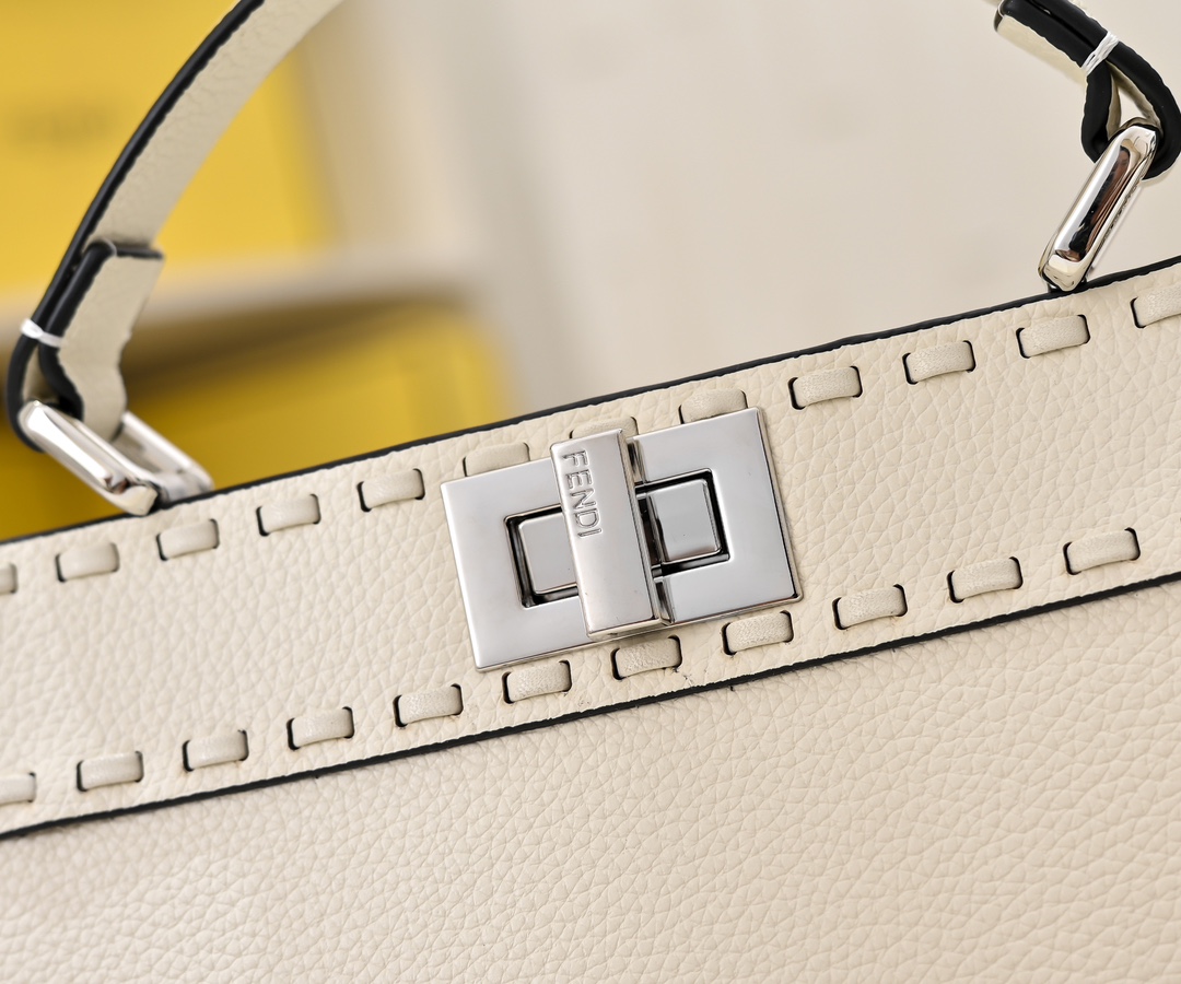 FENDI ekalboo macaron hand-sewn kitten bag 3361