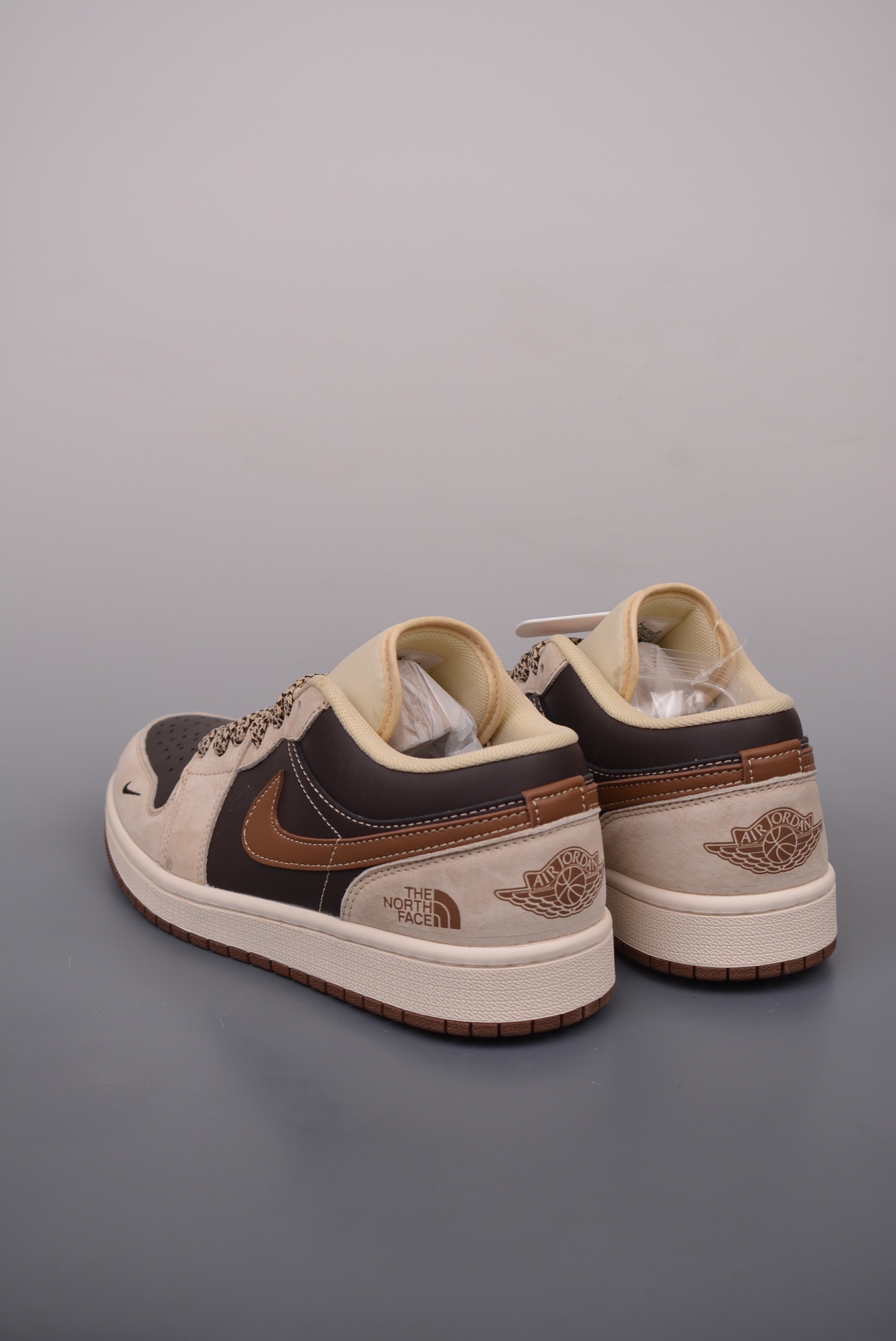 Supreme x Nike Air Jordan 1 Brown Khaki XX2407-007