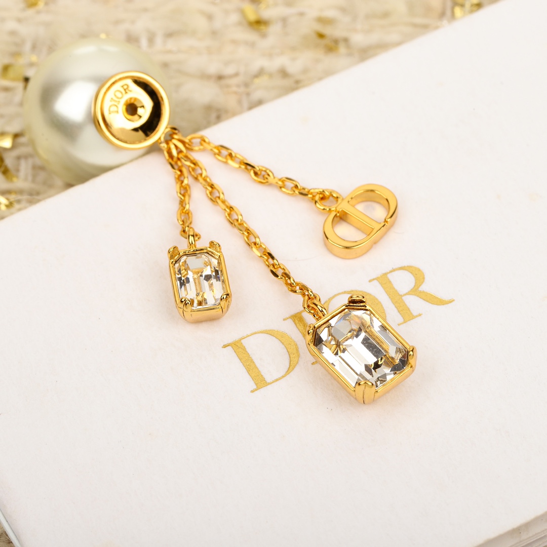 Dior large and small pearl tassel rhinestone earrings
