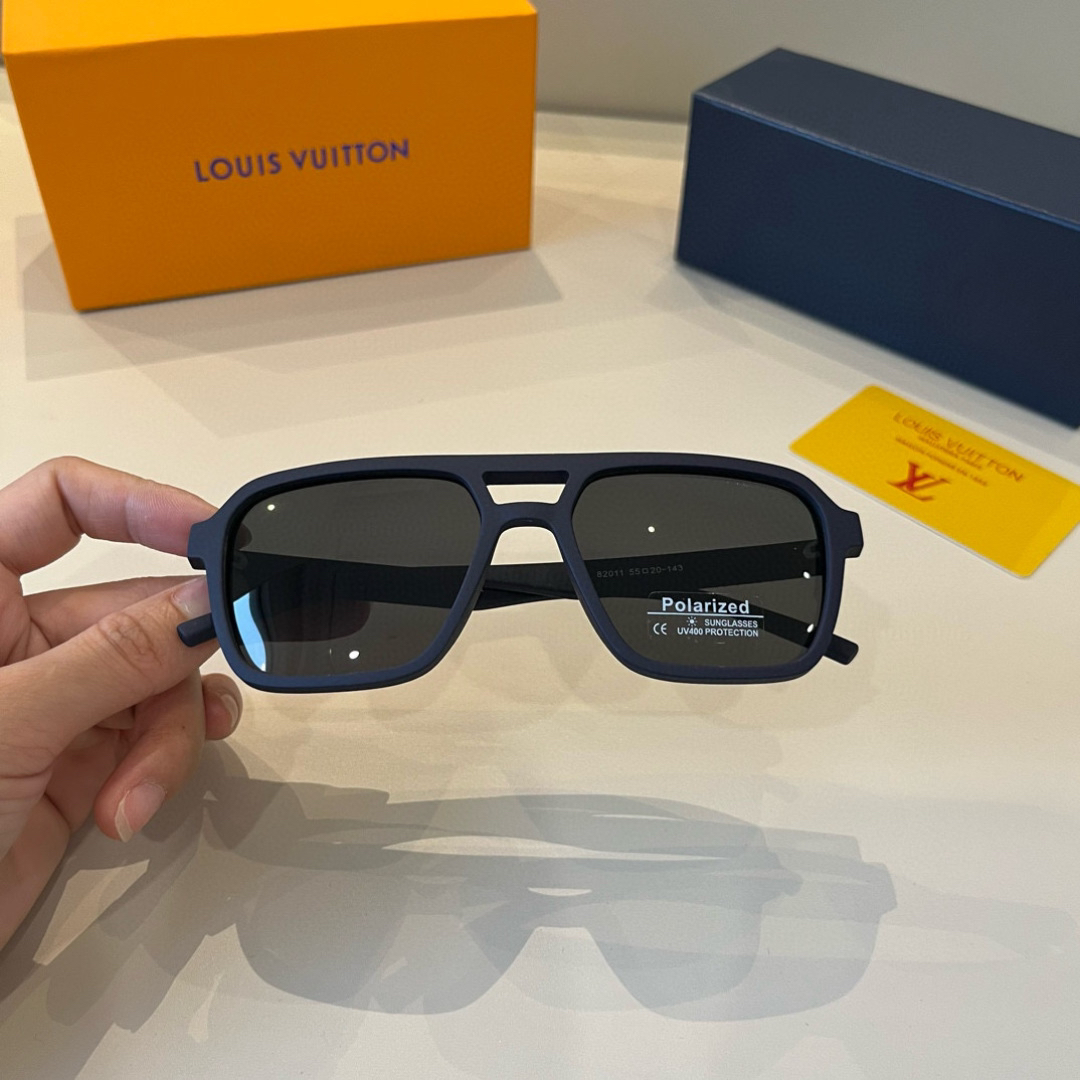 Louis Vuitton square-frame sunglasses
