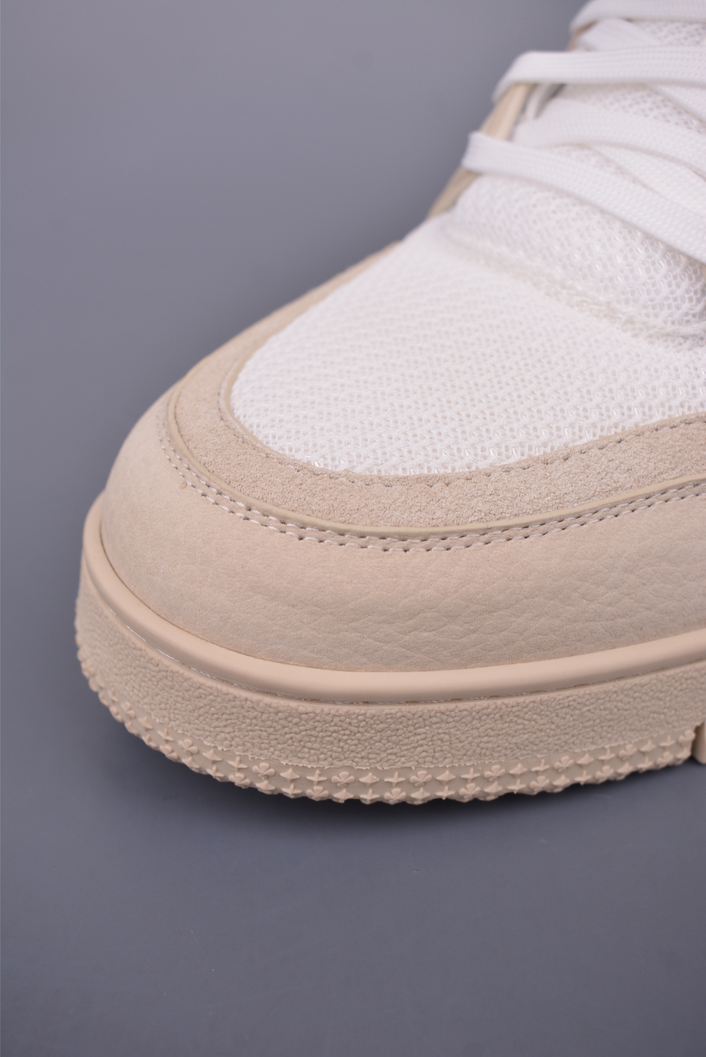 Louis Vuitton Trainer Sneaker Low 