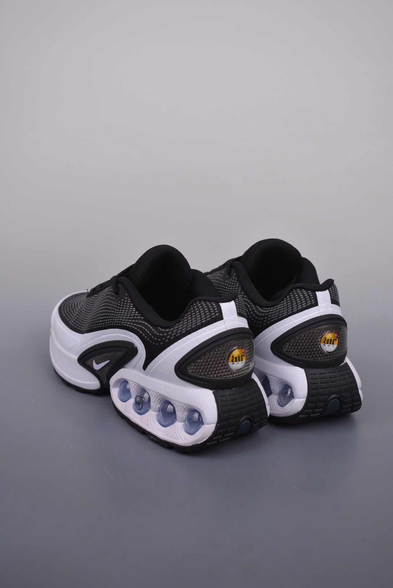 Nike Air Max DNBlackWhite DV3337-003