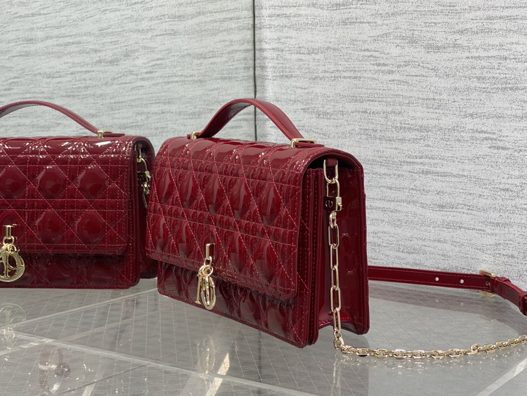Dior Medium Chain Clutch