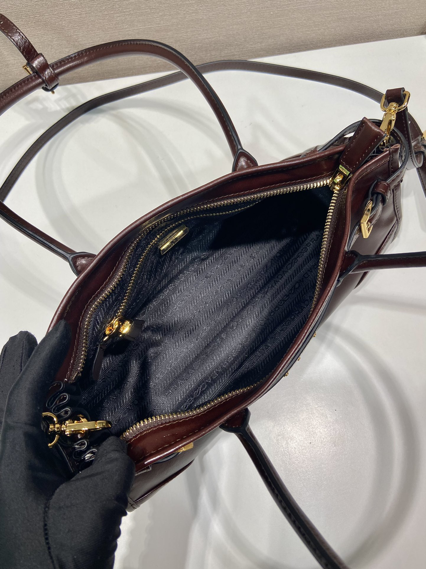 Prada lussolf waxed leather handbag 1BA426