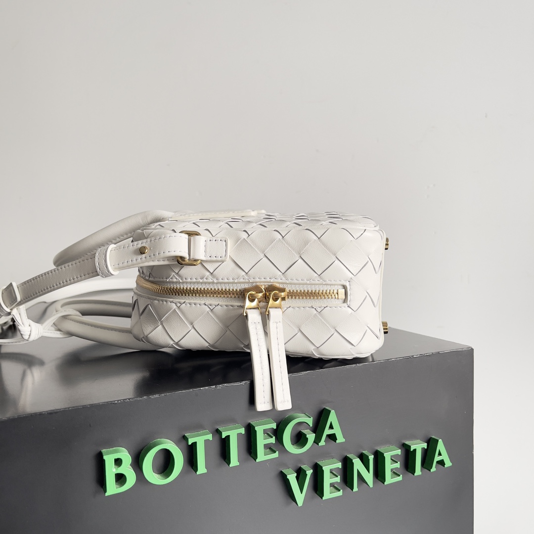 Bottega Veneta 2024 Spring Get Away Small Square Bag 776736