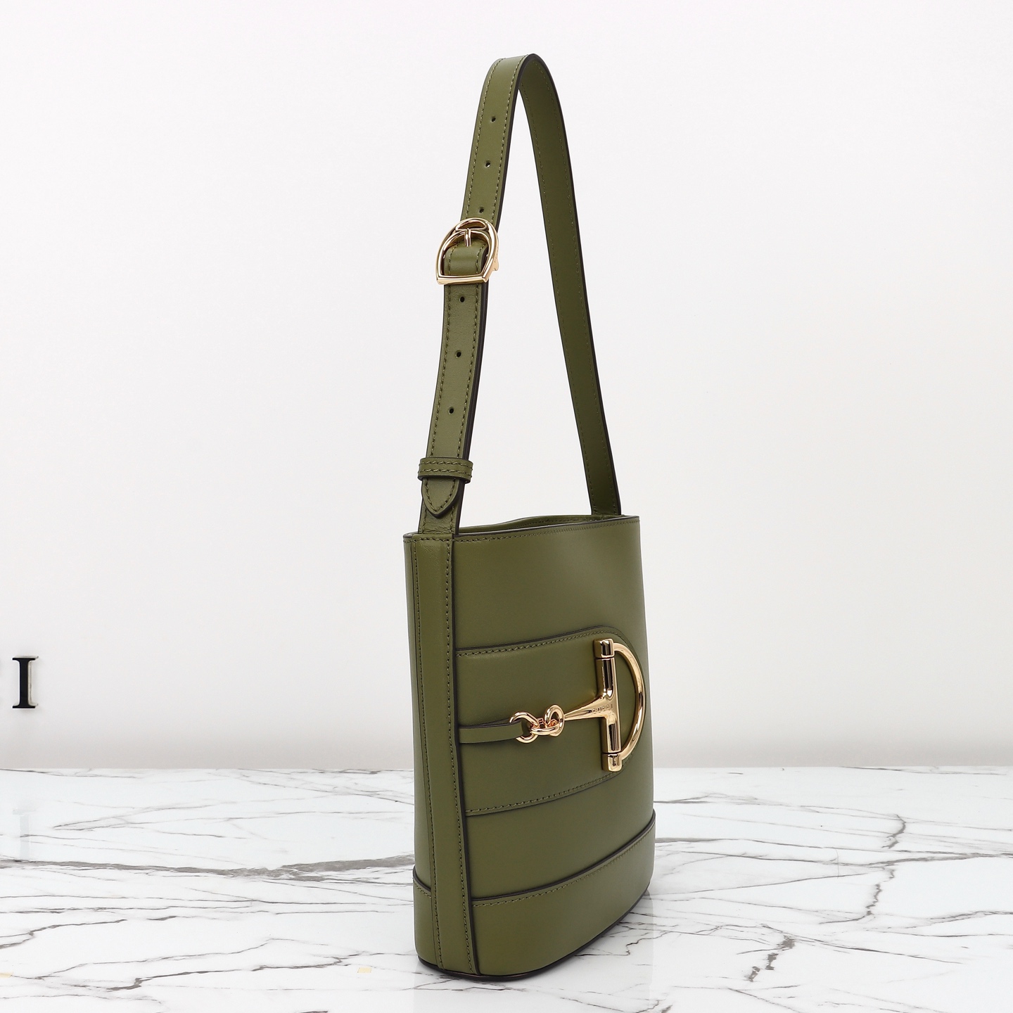 Gucci 73 small bucket bag 833665 AAEC2 3706