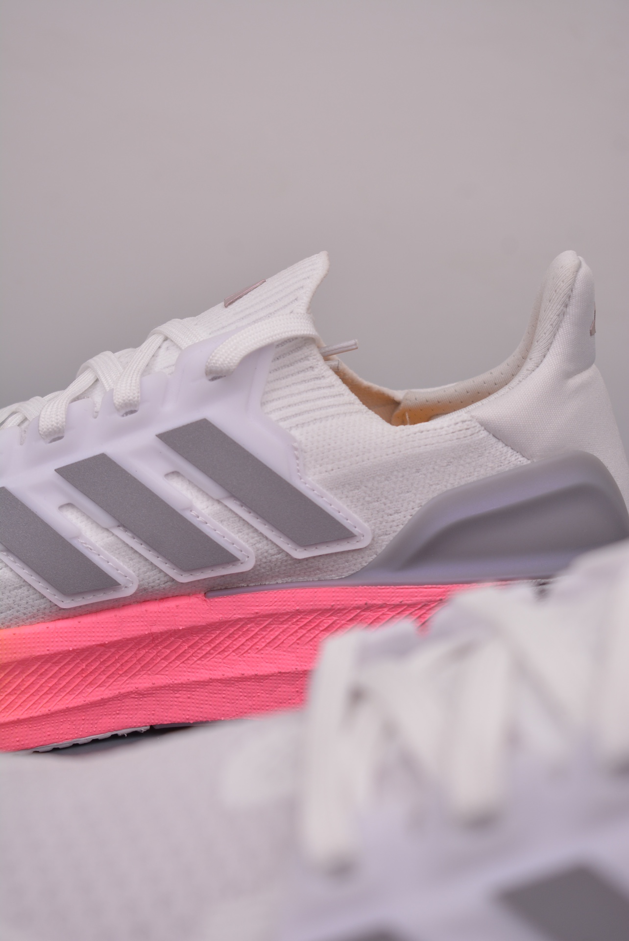 Adidas Ultra Boost 5X White Lucid Pink 2025 ID8810
