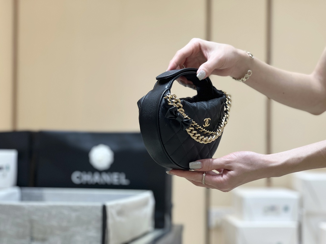 Chanel 24S Spring/Summer Collection Handbag AP3943 00108