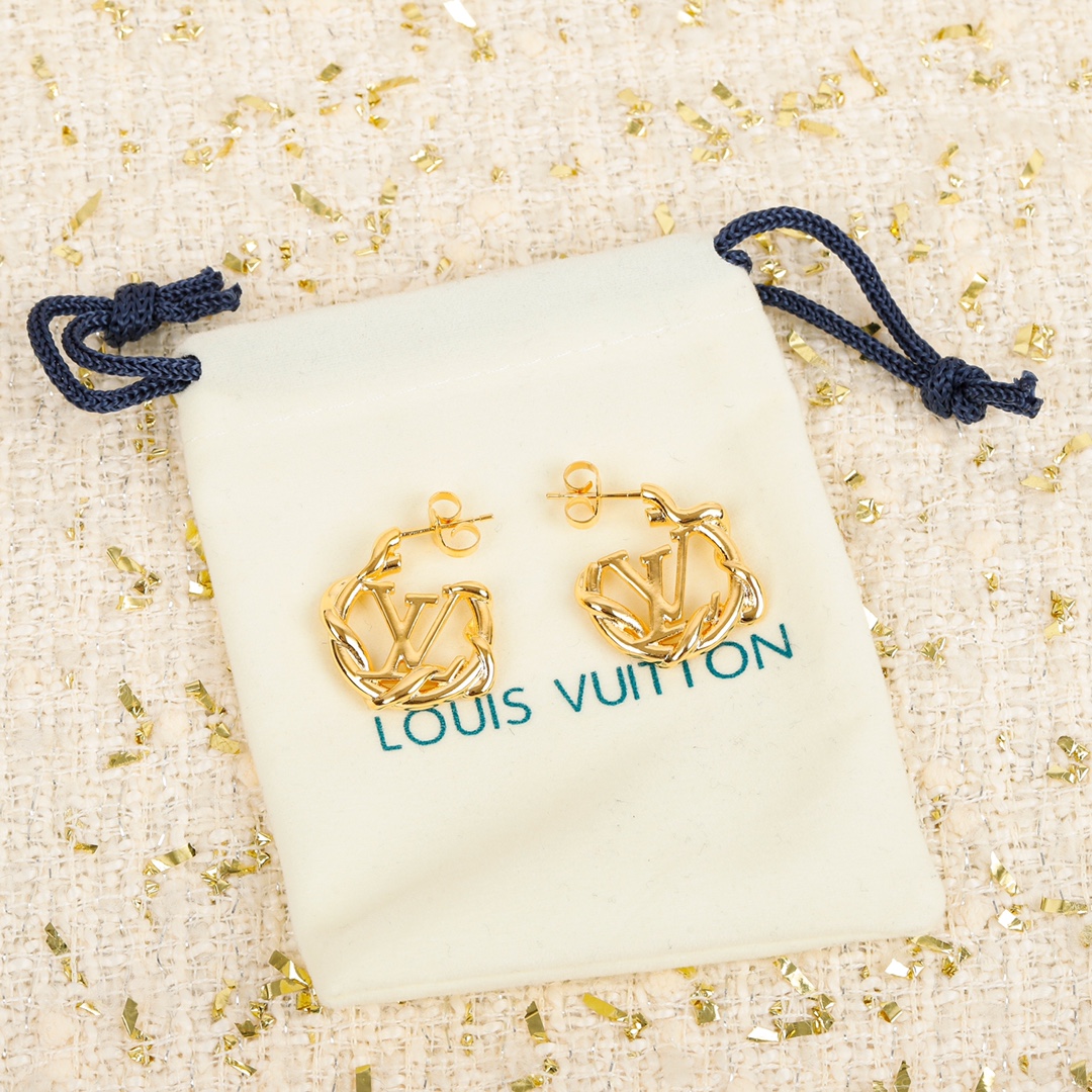 Louis Vuitton blooming rattan earrings