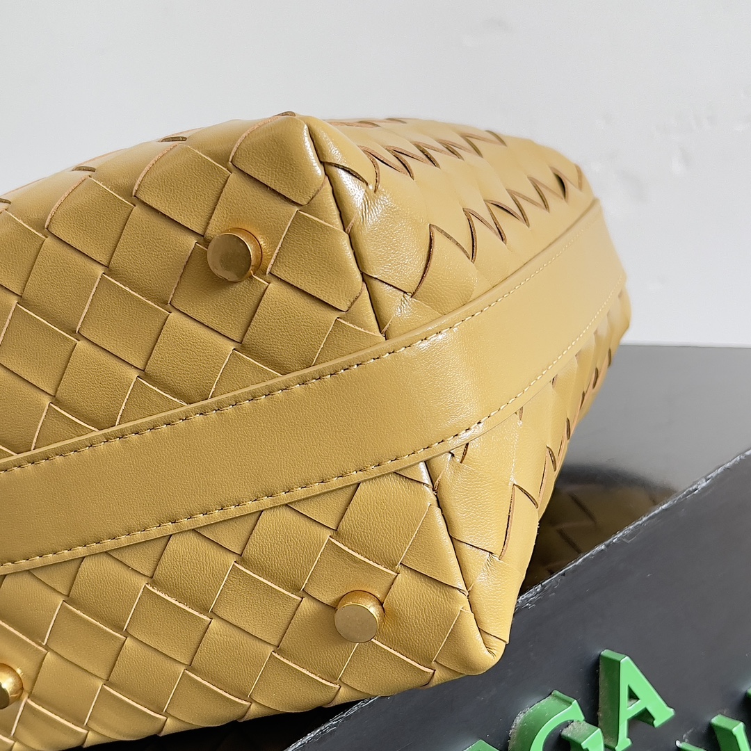 Bottega Veneta bottega handbag 776781