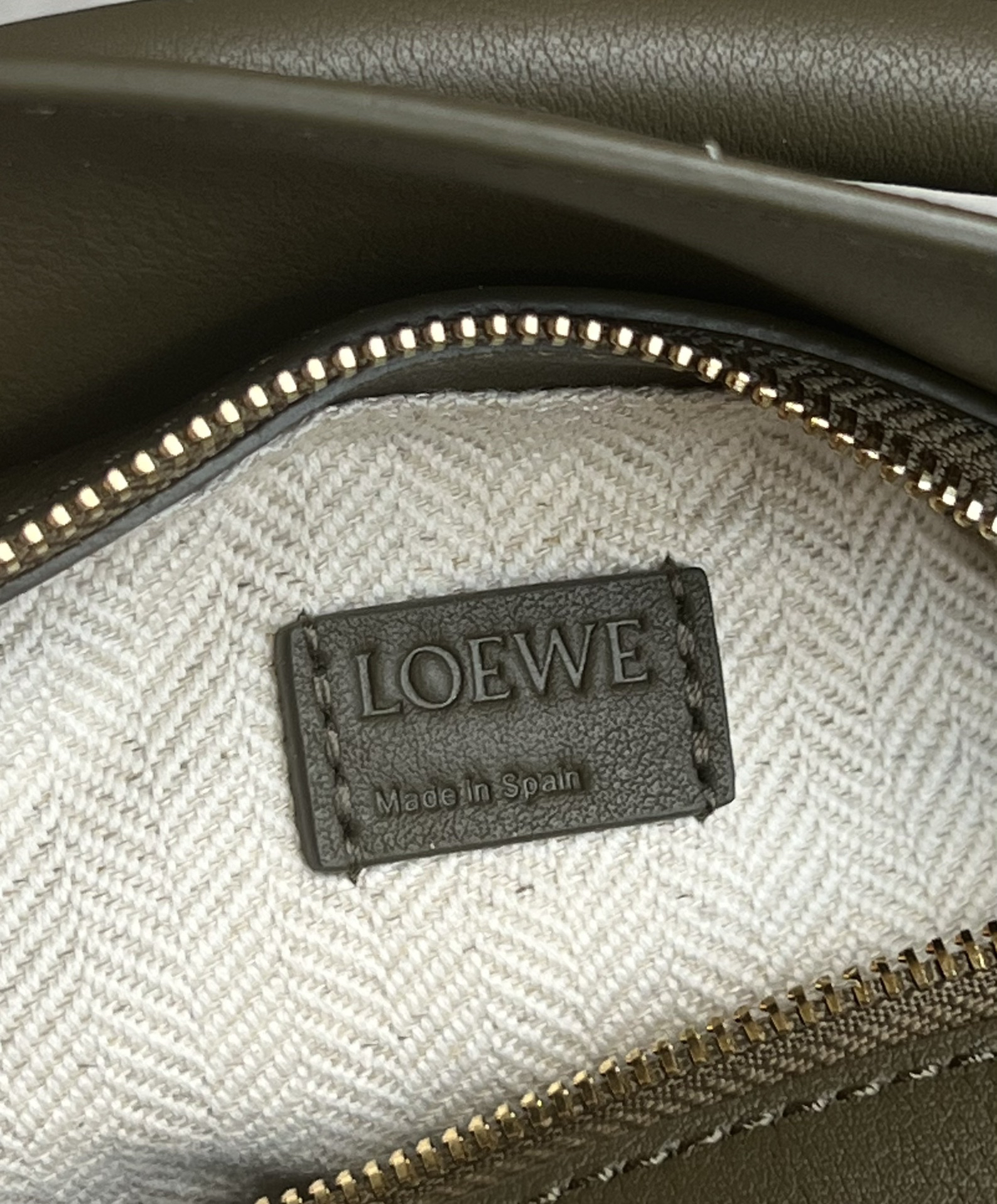 Loewe zzle mini handbag 0680
