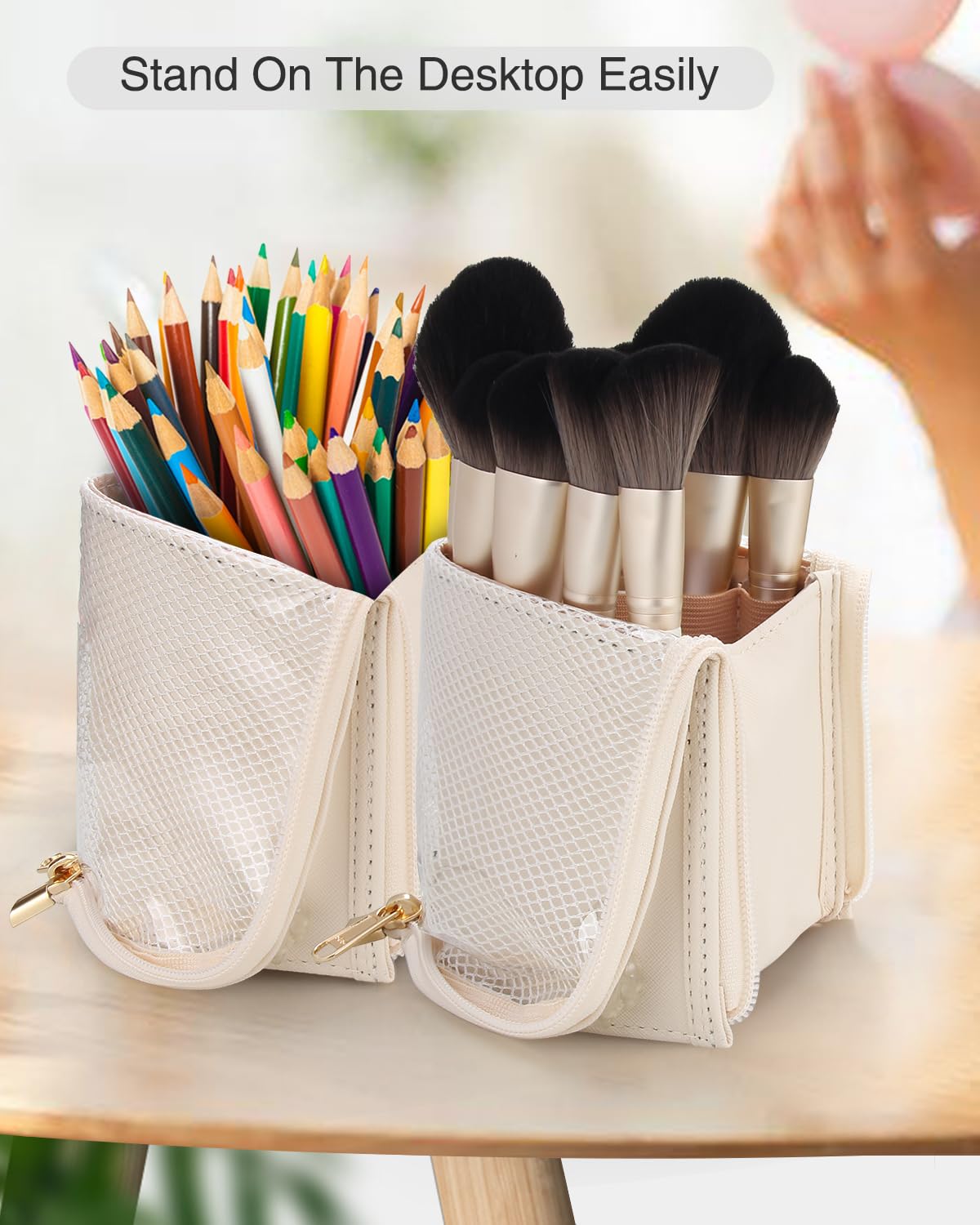Large Capacity Portable Stand-Up Makeup Brush Holder Organzier Bag