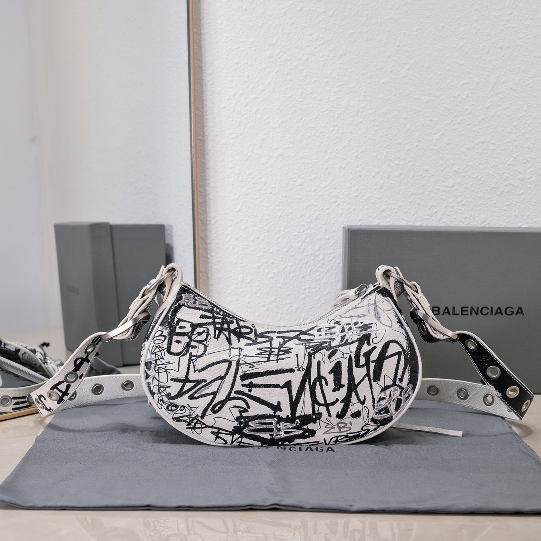 Balenciaga le cagole series underarm bag