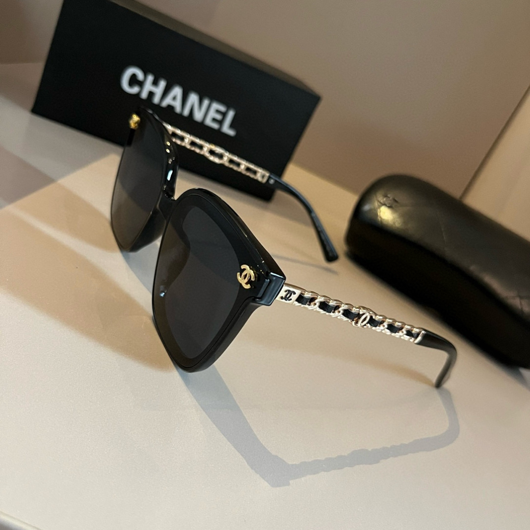 Chanel round frame sunglasses