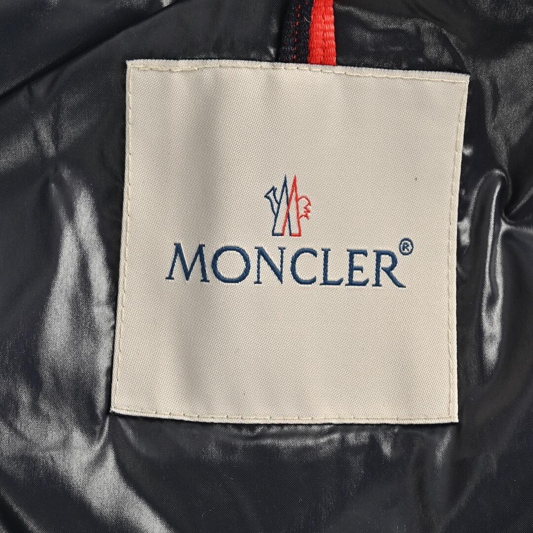 Moncler Men's White Goose Down Hooded Down Jacket