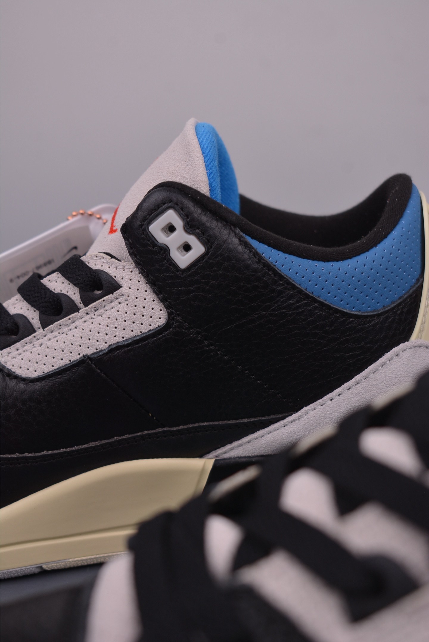 Jordan Air Jordan 3 Retro 
