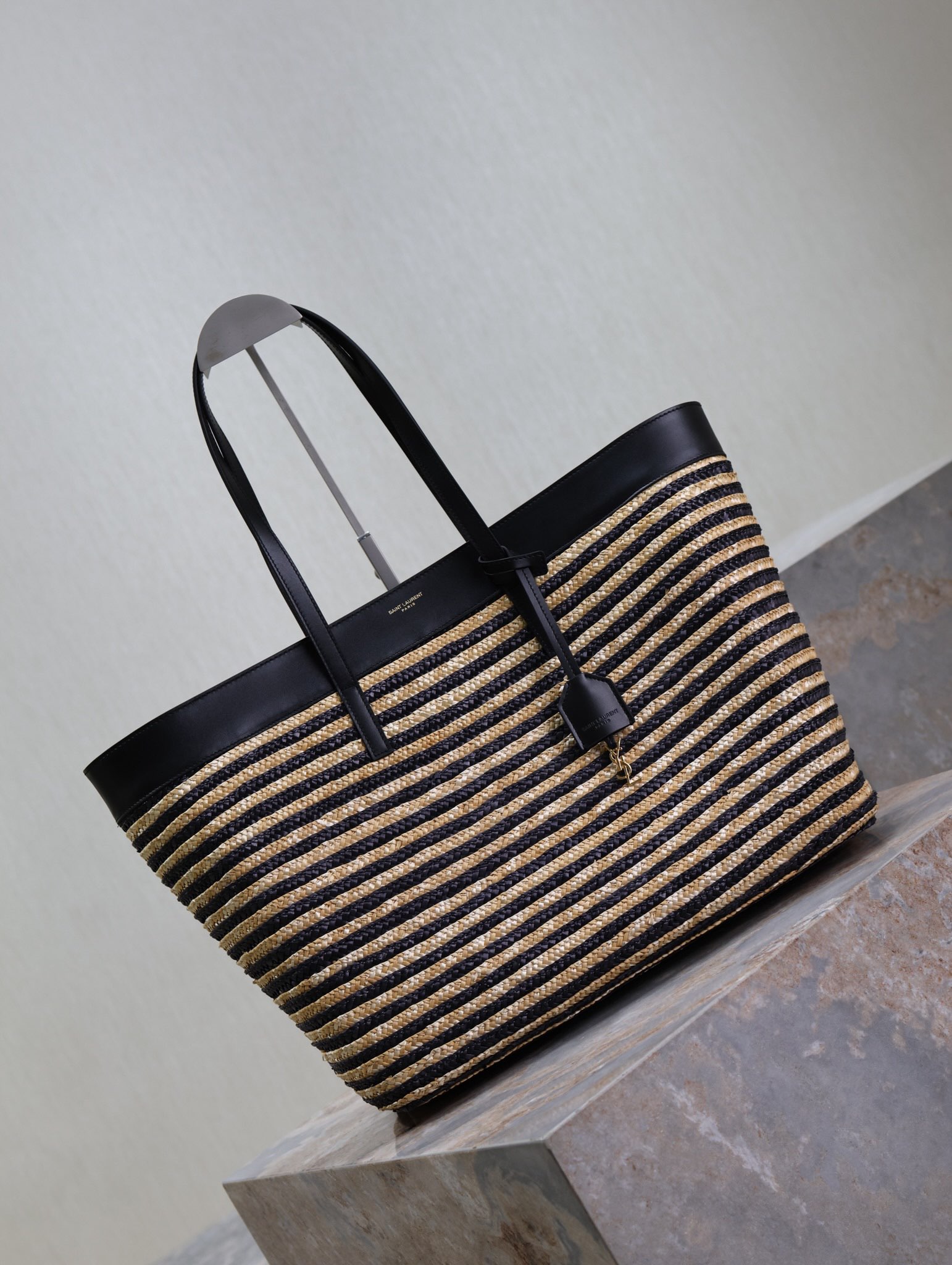 Yves Saint Laurent shopping tote bag 394195