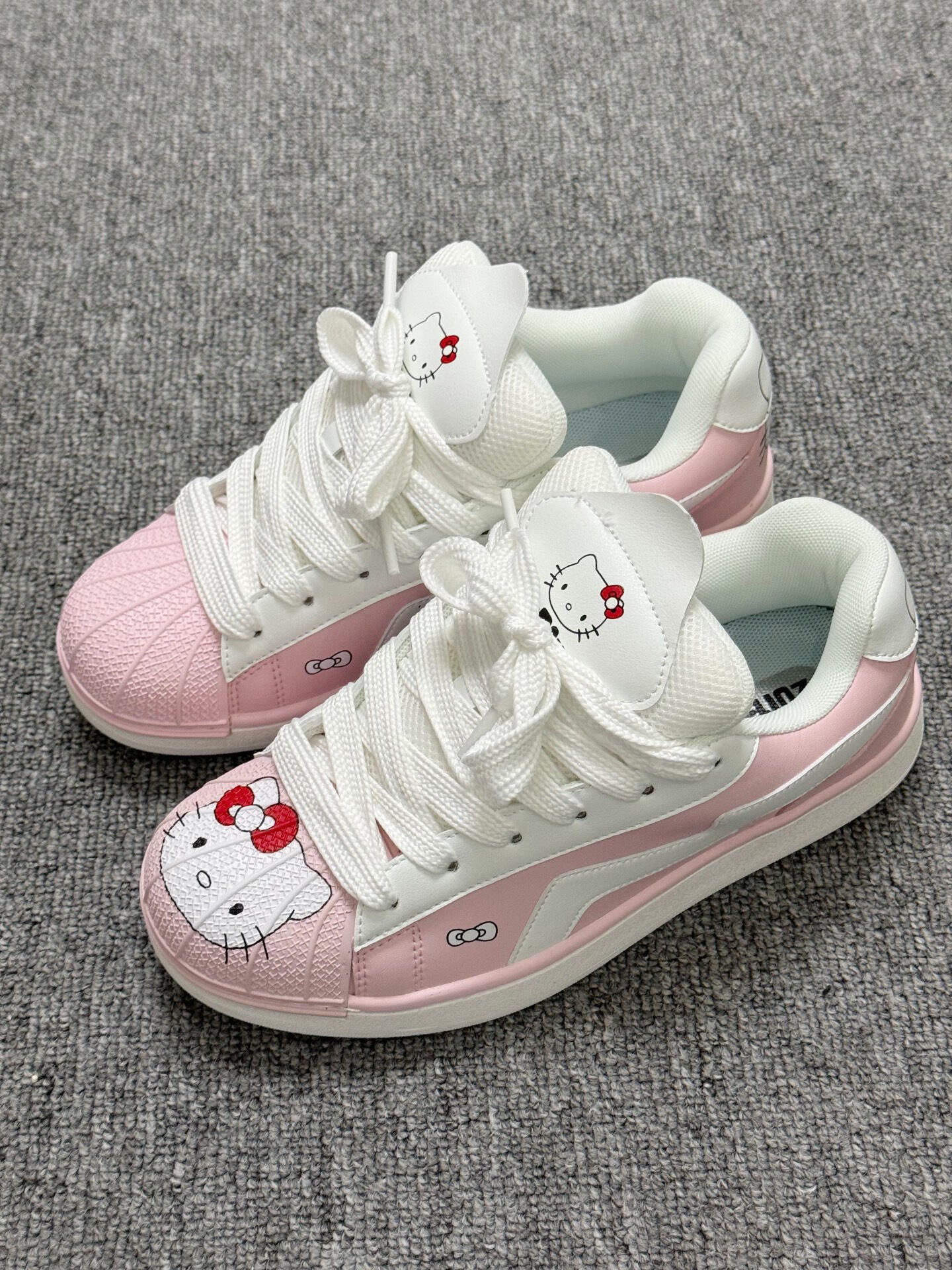 Hellokitty Pink Sneakers Casual Fashion Comfortable Classic Shoes