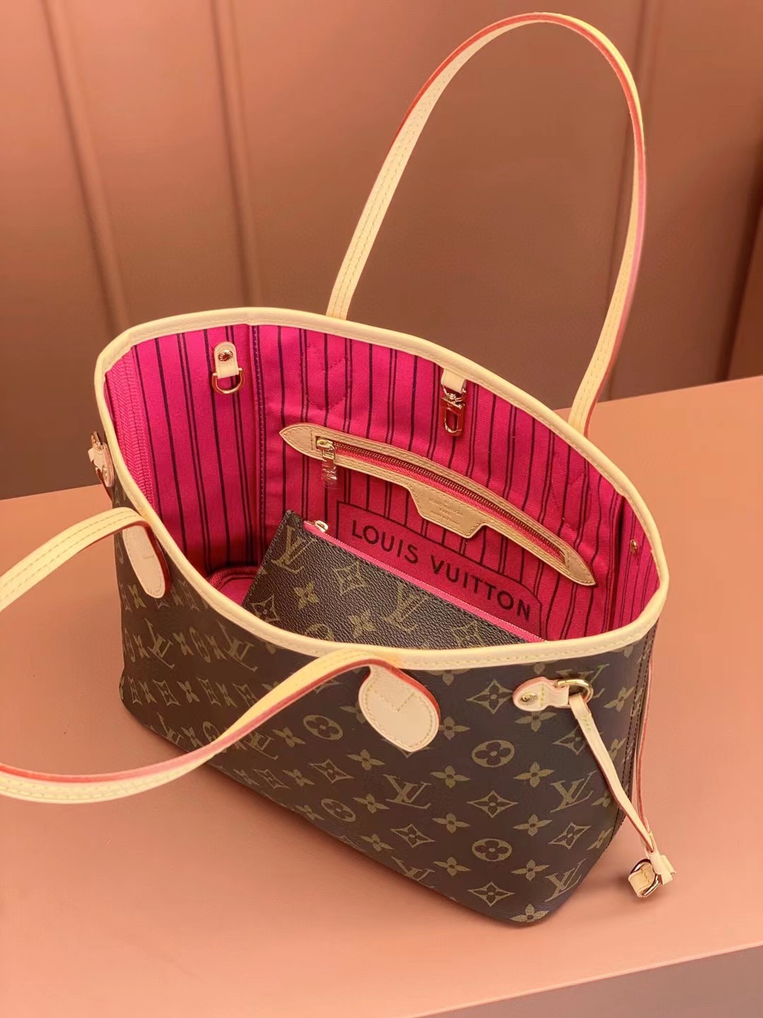 Louis Vuitton NEVERFULL Mini Bag M46979