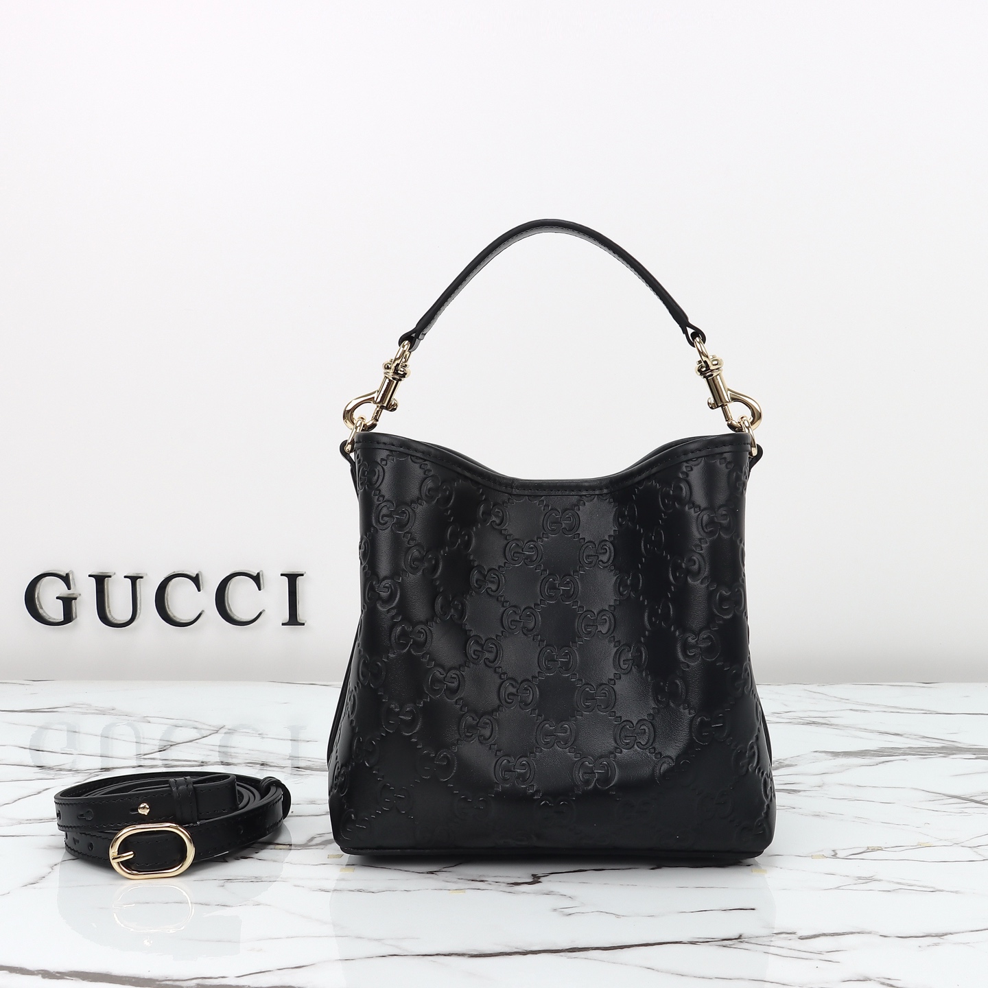 Gucci GG Emblem small bucket bag ‎815118 AAFDV 1000