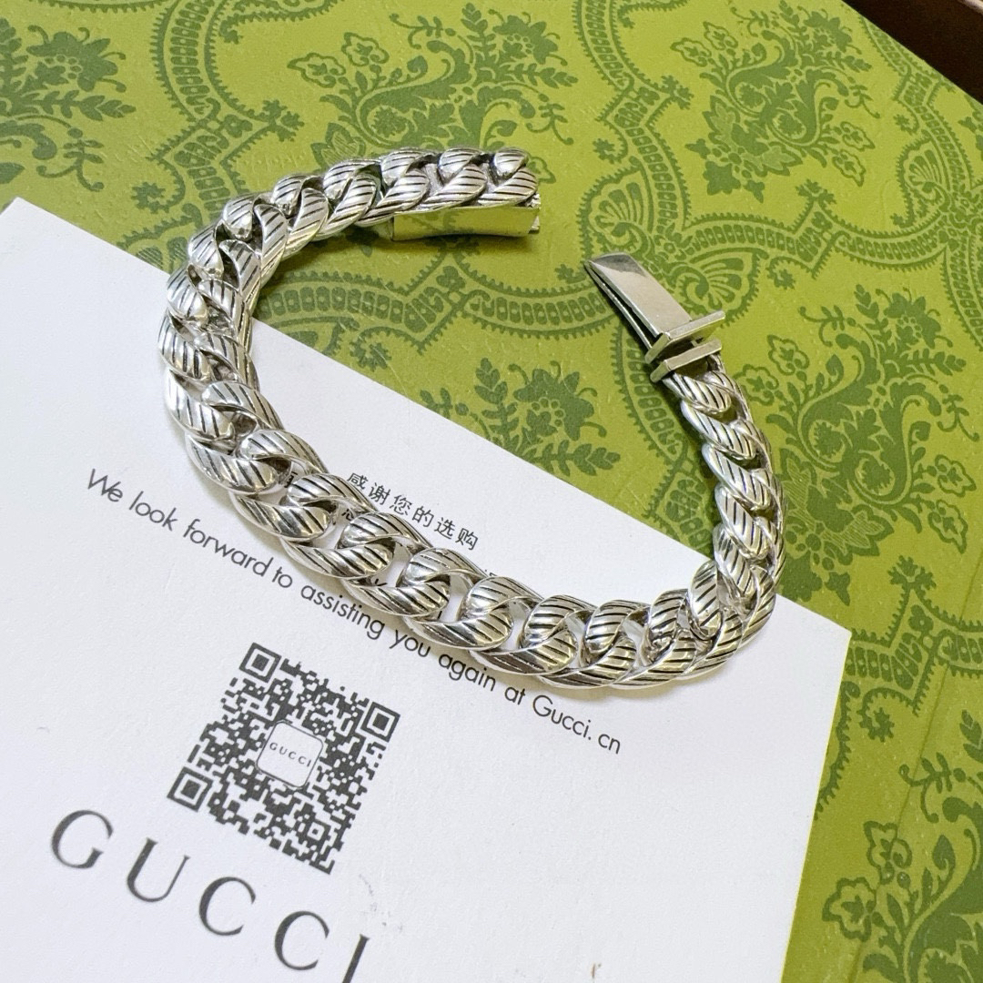 Gucci Flat Chain Vintage Bracelet