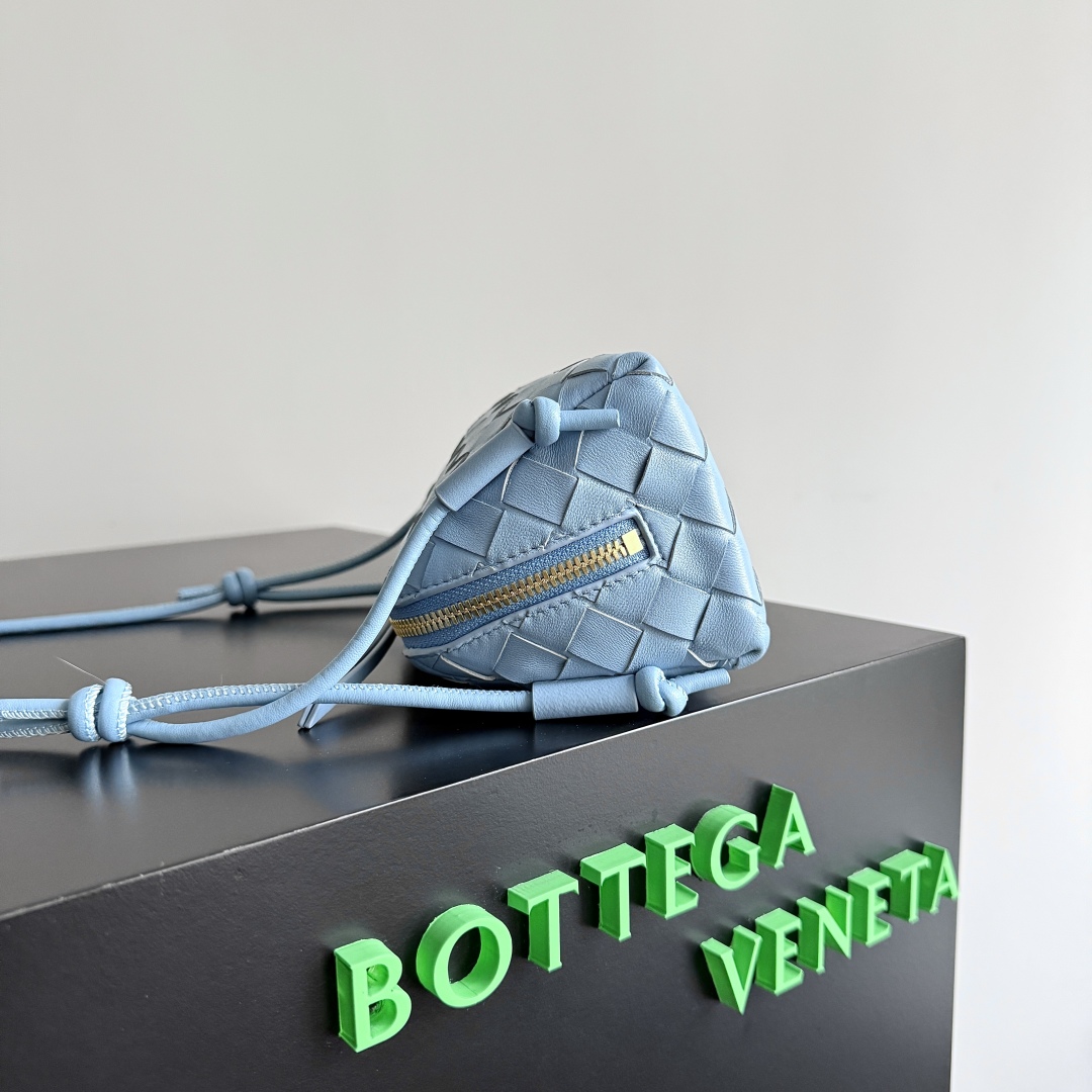 Bottega Veneta Concert Pouch Mini Bag 794258