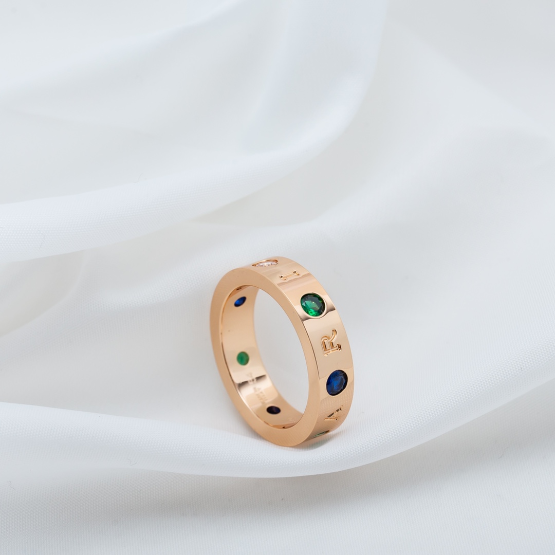 Bulgari logo diamond ring