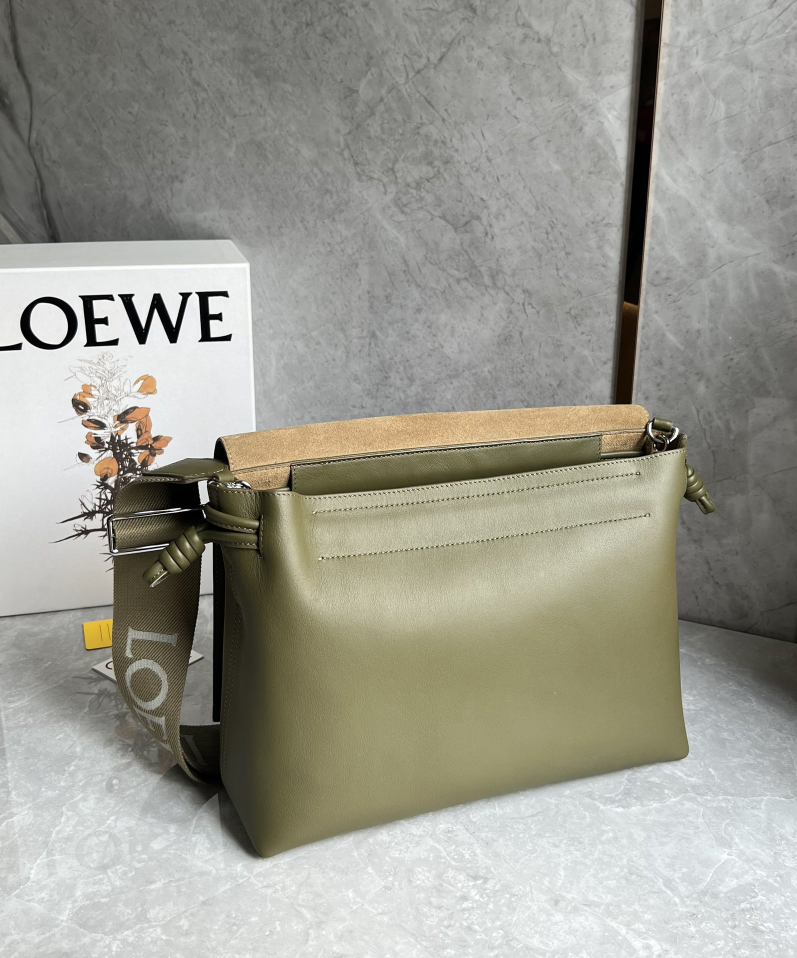 Loewe Flamenco satchel messenger bag 0901