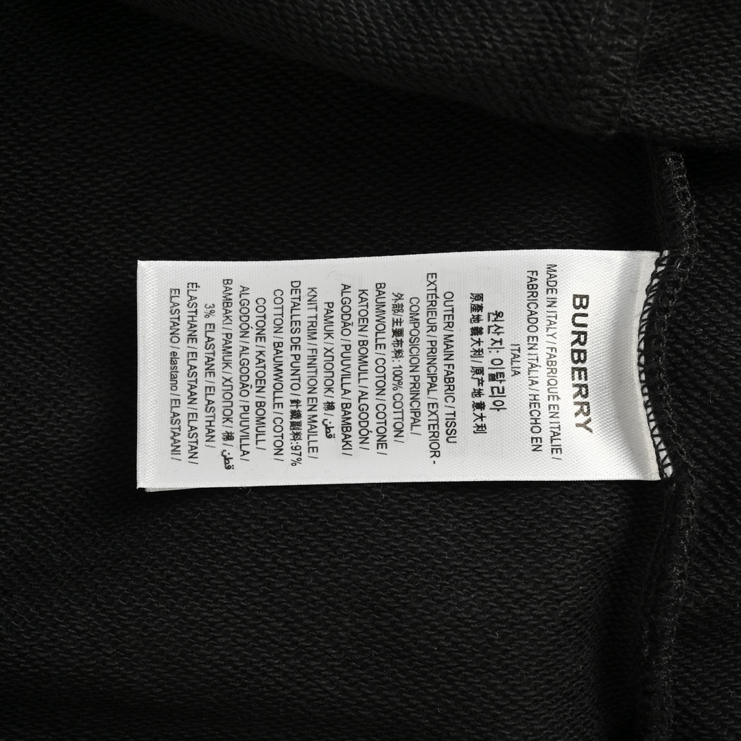 Burberry 24Fw horizontal arm warhorse print crew neck sweatshirt
