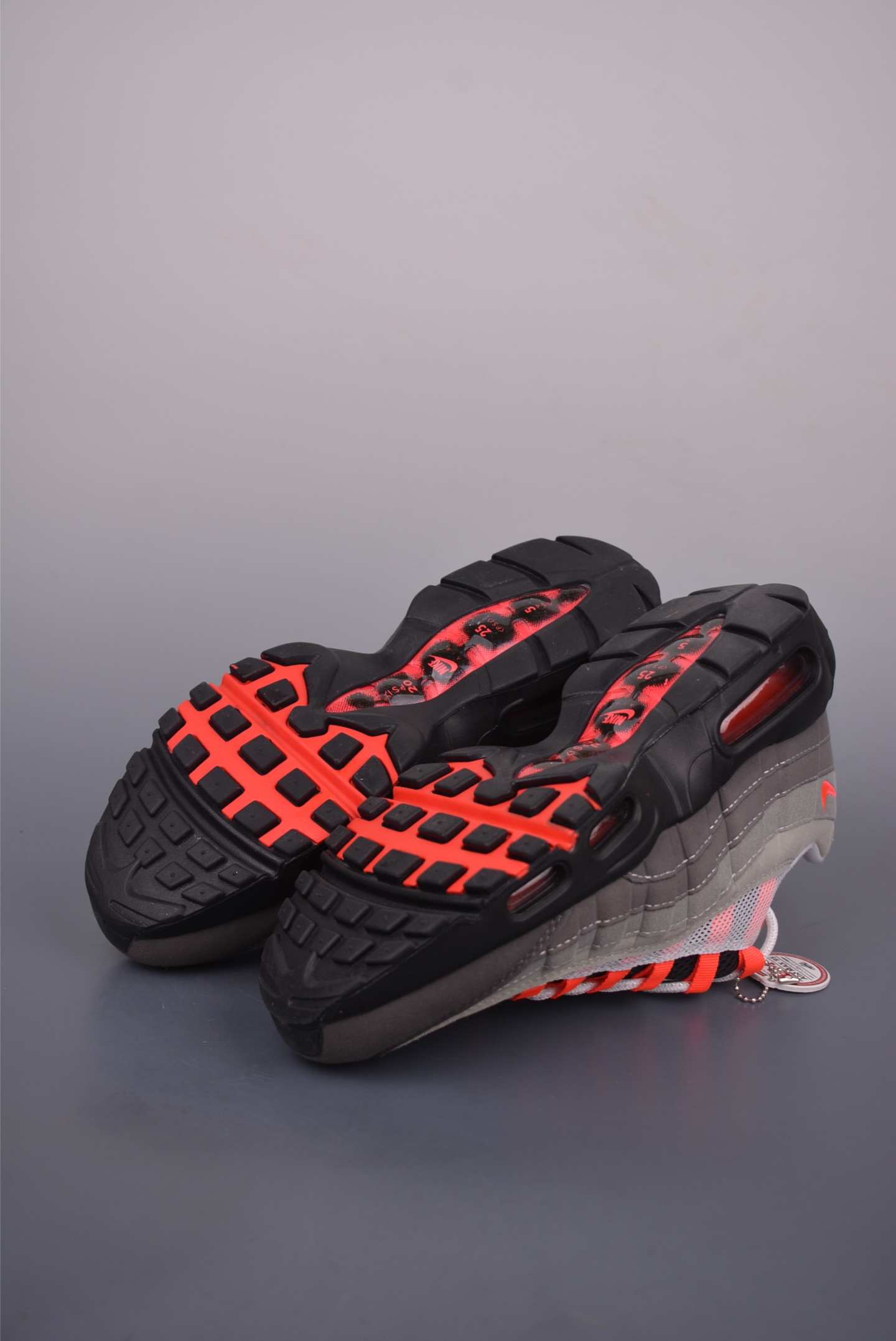 Nike Air Max 95 OG 'Solar Red' AT2865-100