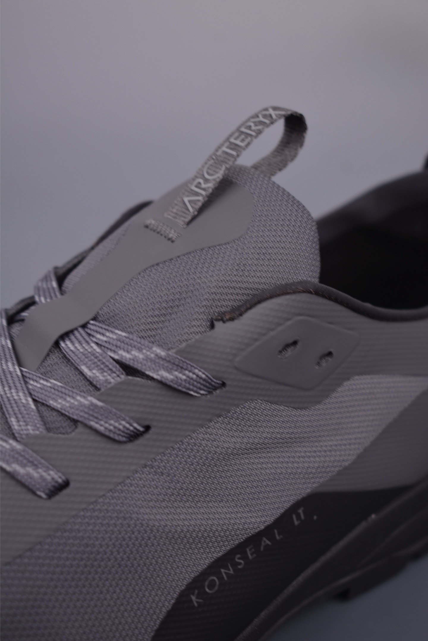 Arc'teryx Konseal LT W sports shoes 